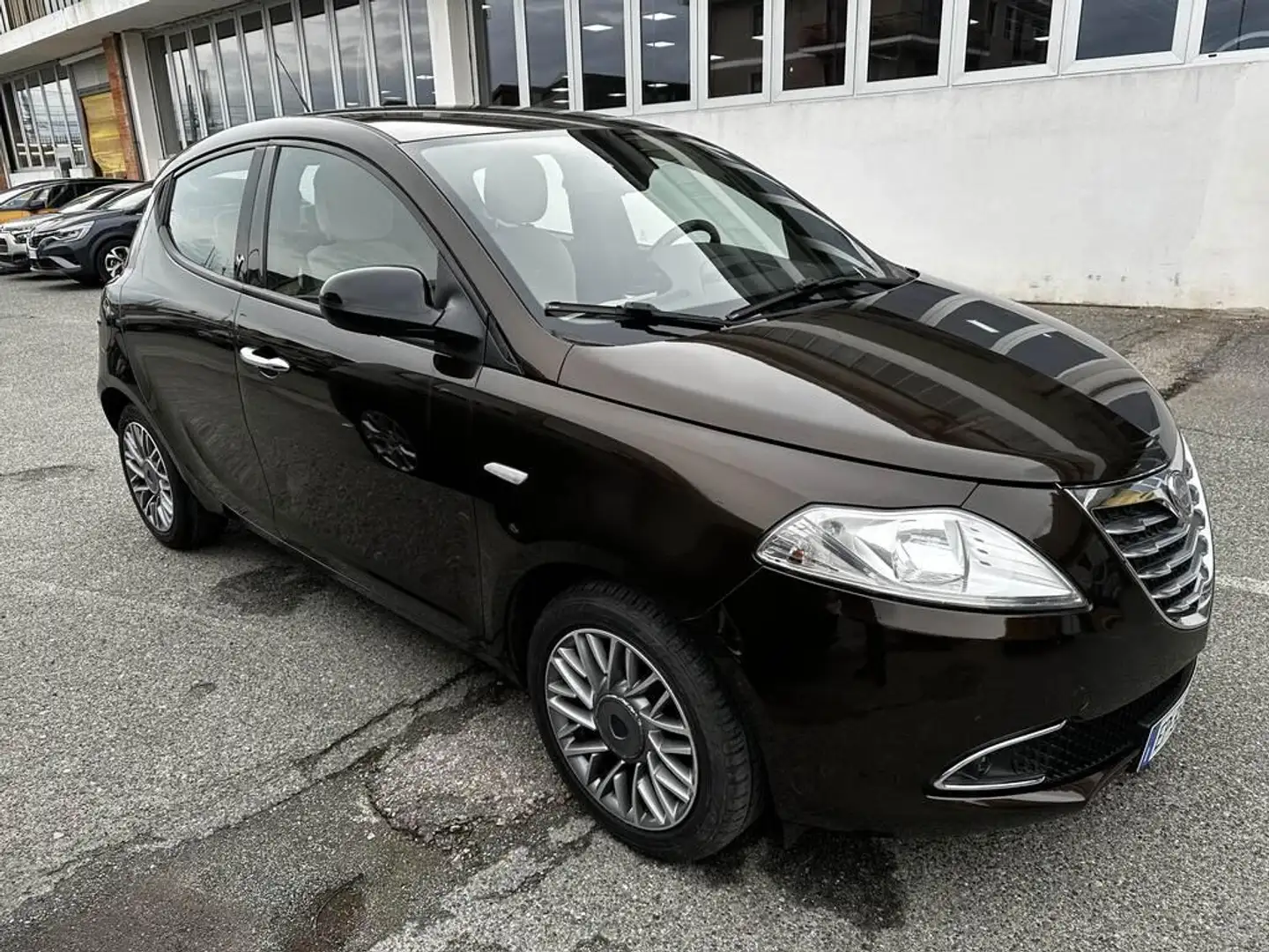 Lancia Ypsilon 1.3 mjt Platinum s&s 95cv Hnědá - 2