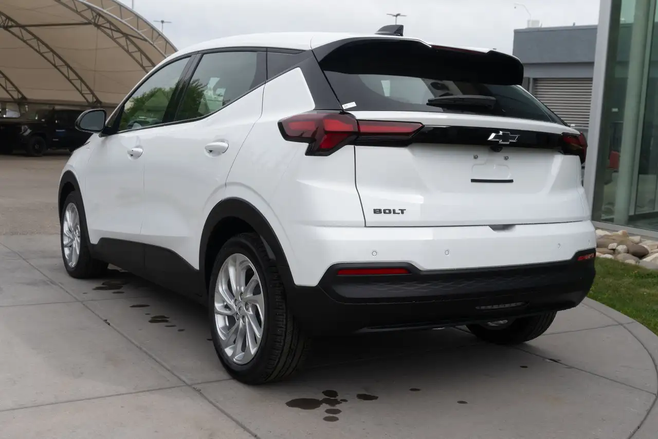 Chevrolet Bolt снимка Chevrolet Bolt