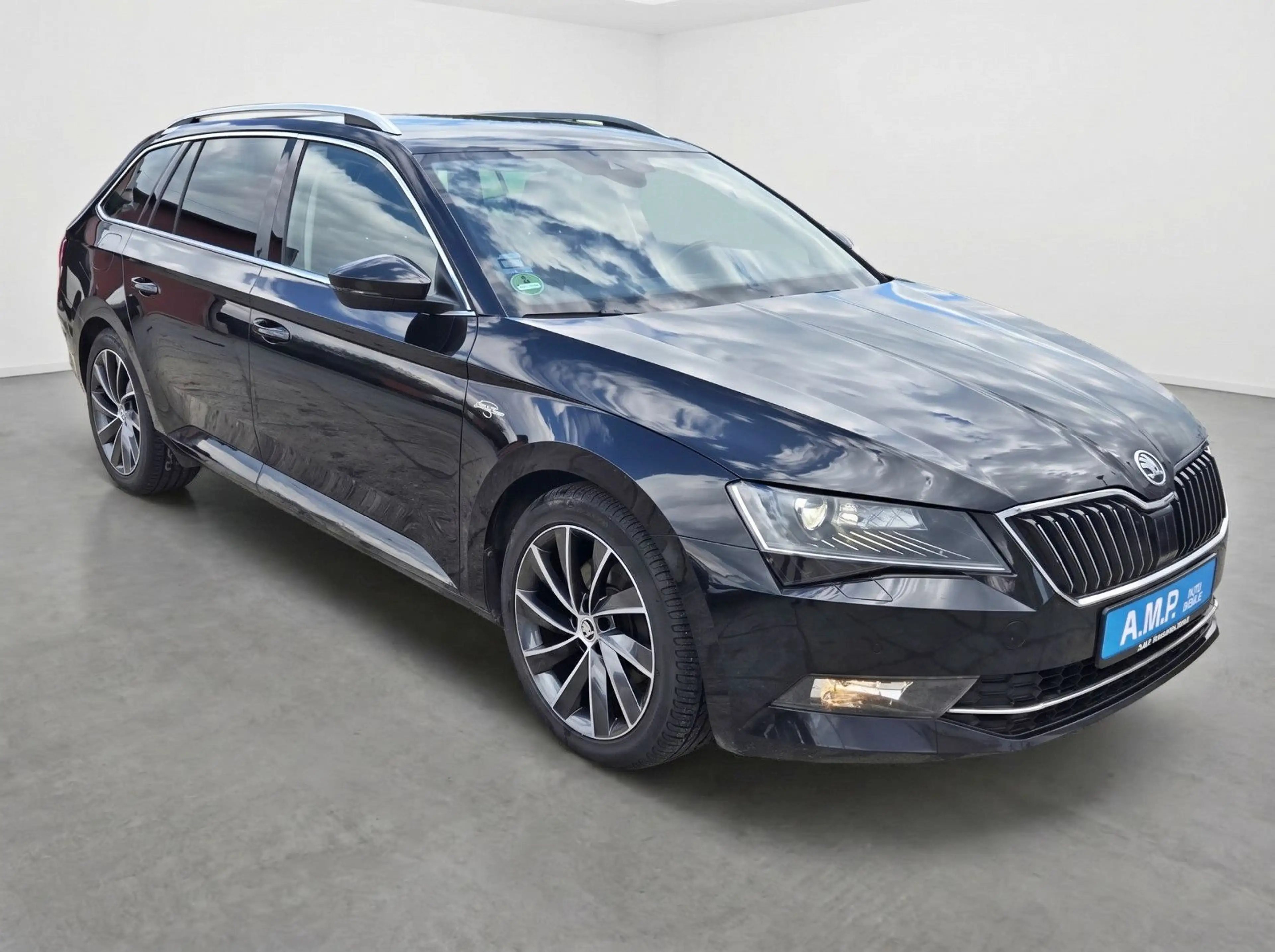 Skoda Superb 2.0TDI DSG 4x4 L&K, GARANTIE, LEDER, S-H. — photo 3