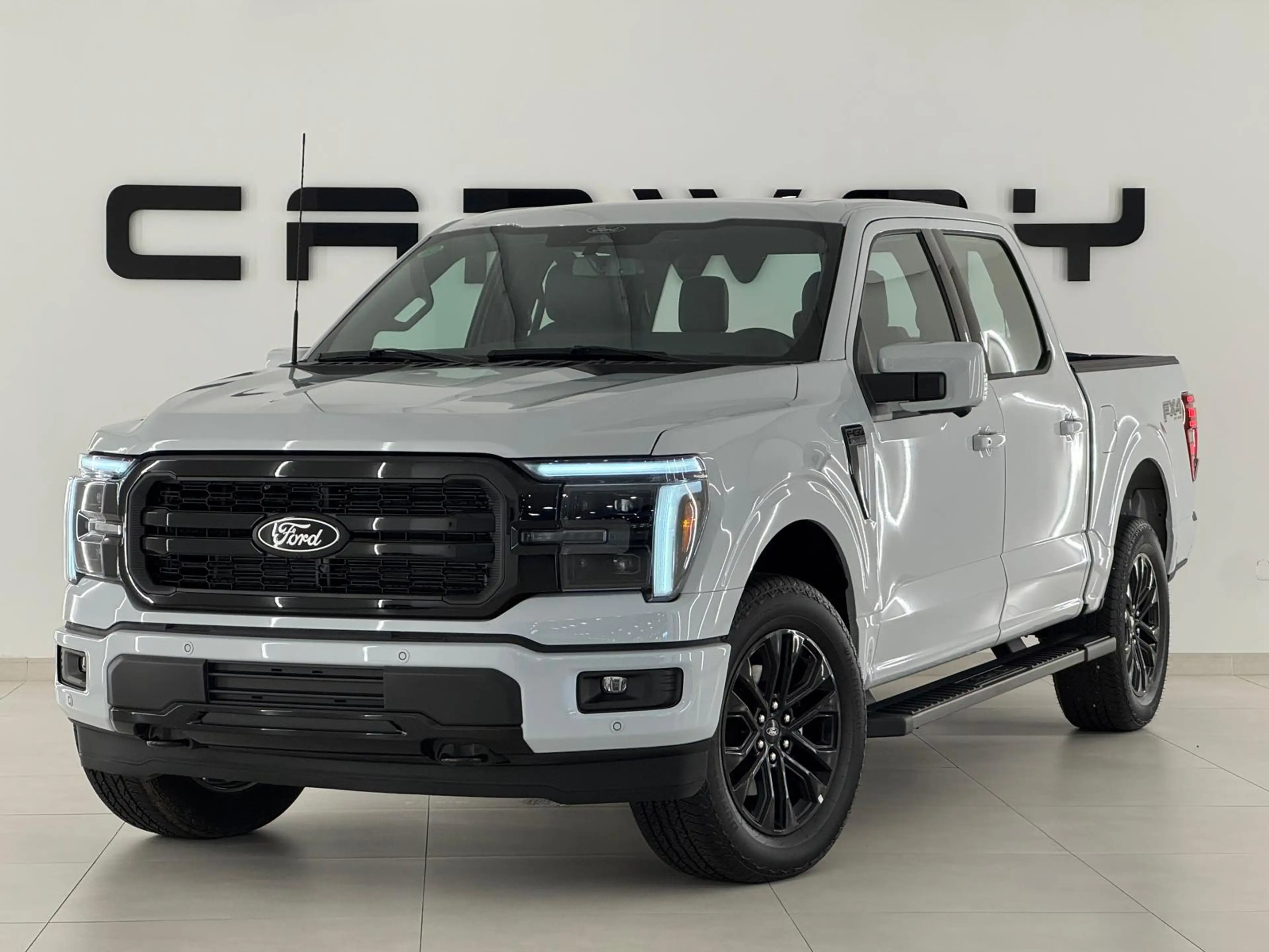 Ford F 150 USA 5.0 V8 Lariat black FX4 / B&O / Pano / HUD