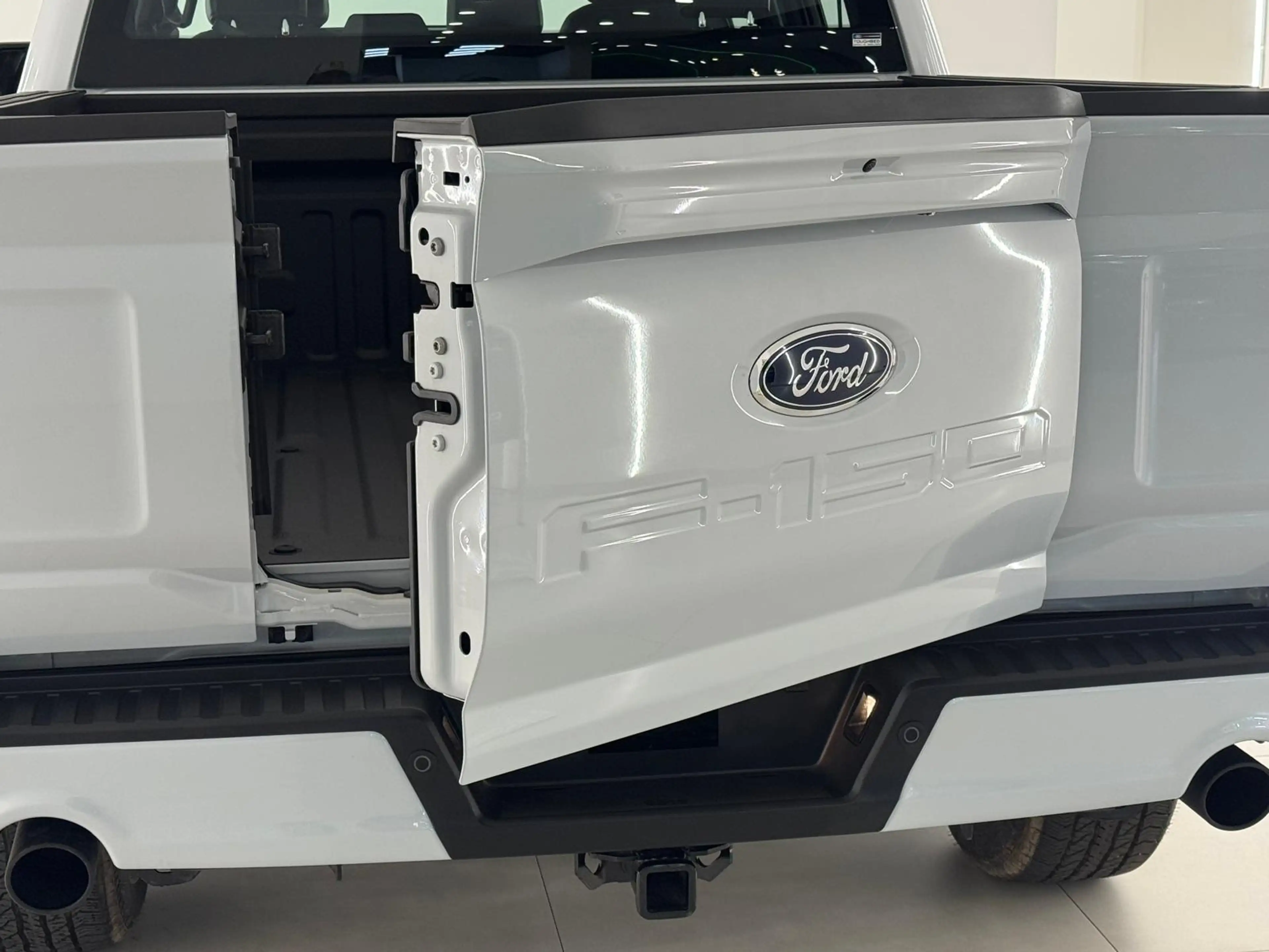 Ford F 150 USA 5.0 V8 Lariat black FX4 / B&O / Pano / HUD — photo 12
