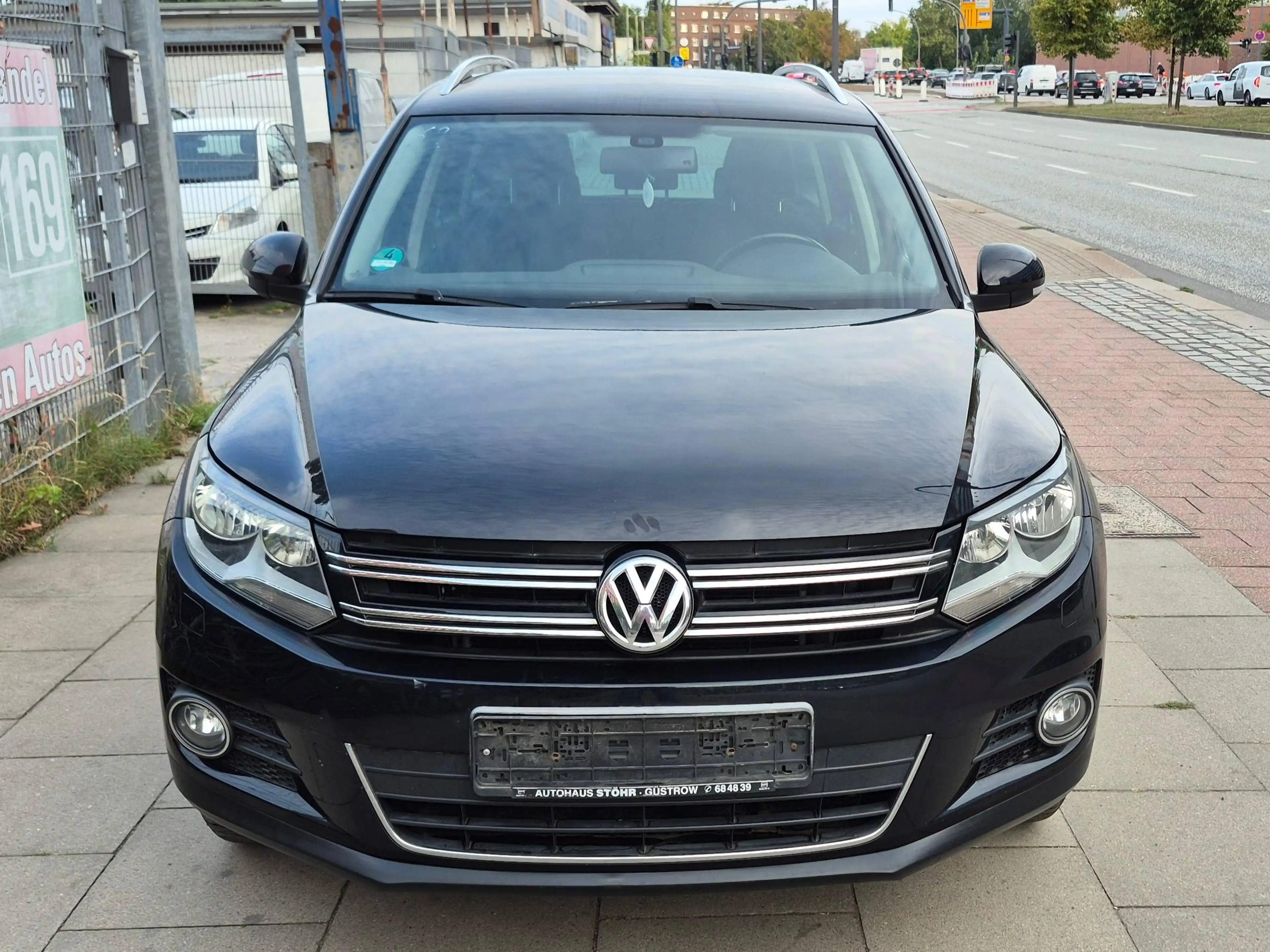 Volkswagen Tiguan Sport **Automatik Getriebe** — photo 2