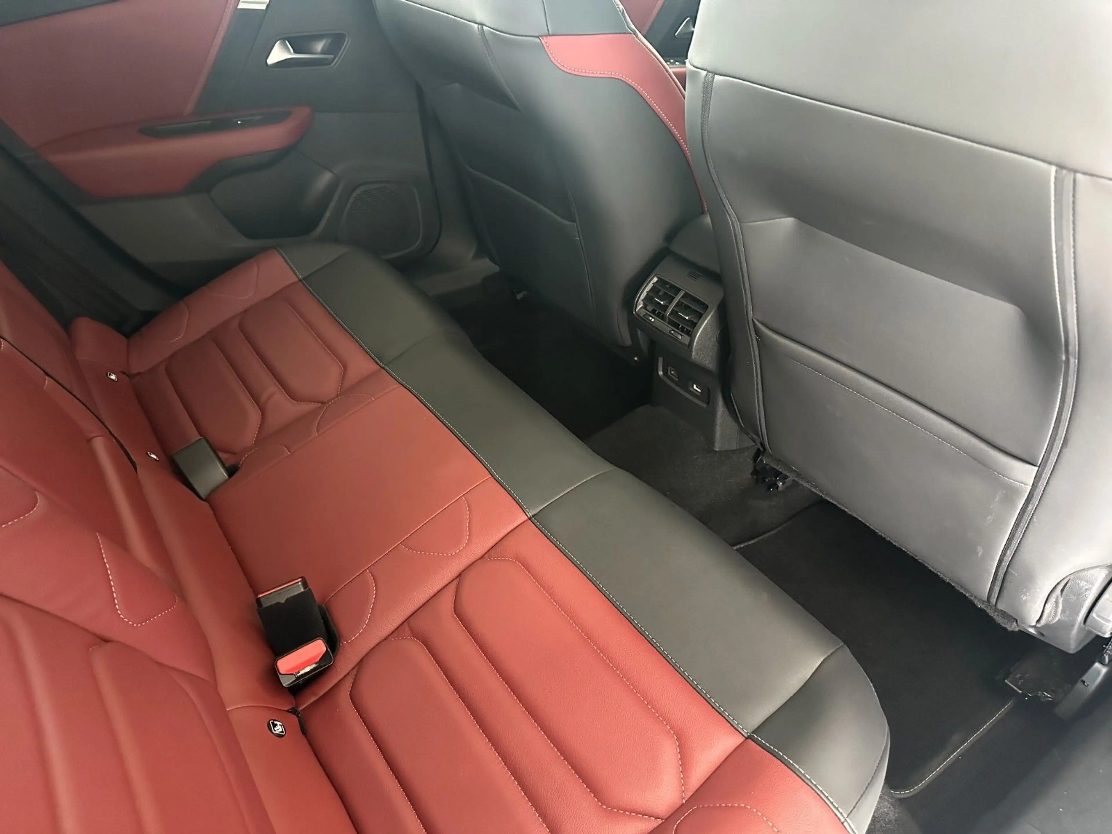 Citroen C4 X 1.2 PureTech Shine Pack*HuD*SHZ*ACC*Pano* — photo 13