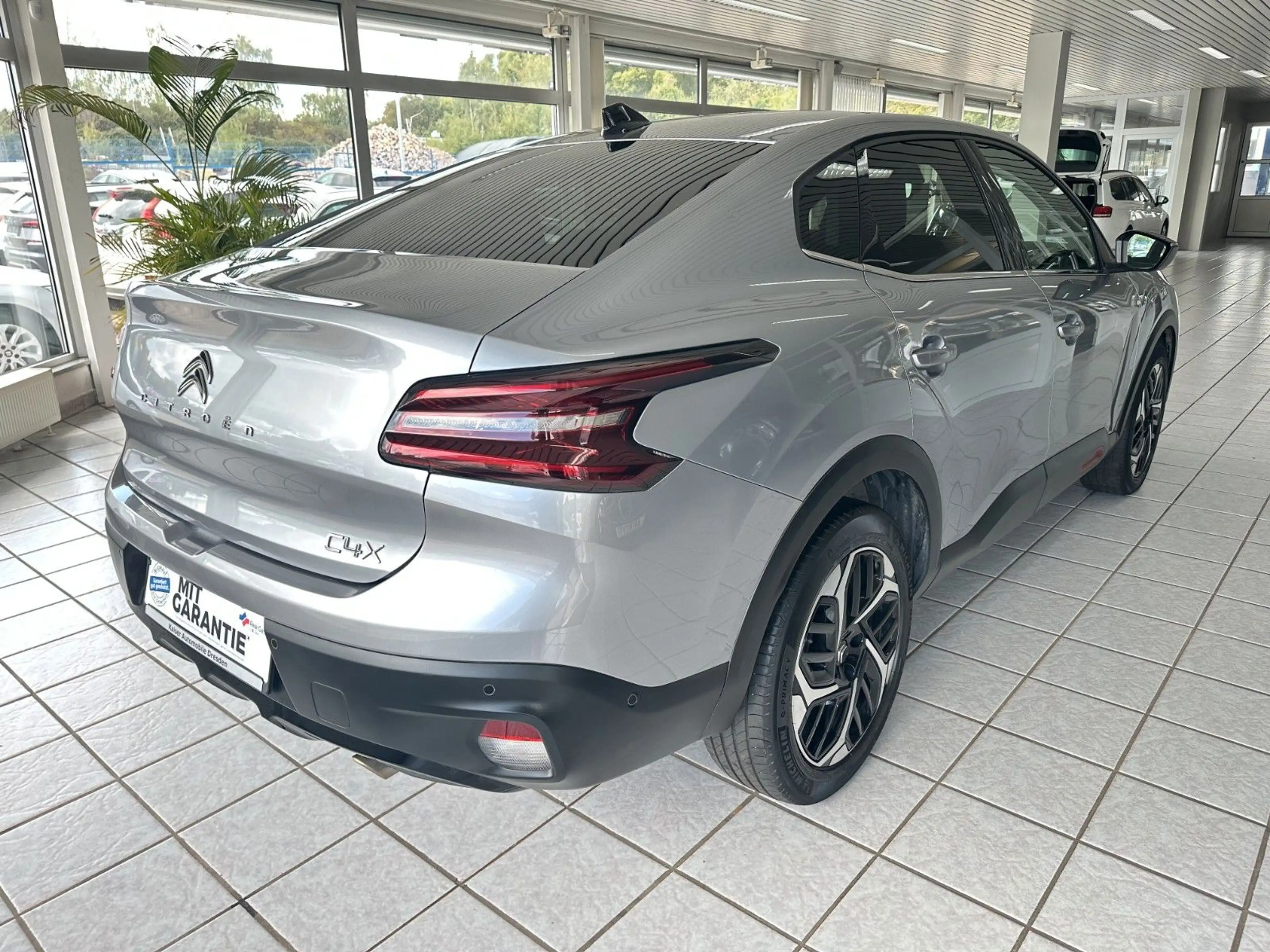 Citroen C4 X 1.2 PureTech Shine Pack*HuD*SHZ*ACC*Pano* — photo 5