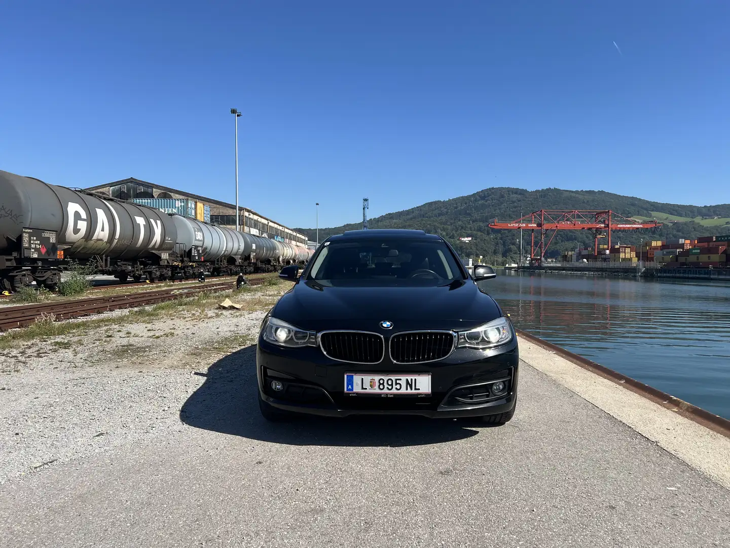 BMW 318 318d Österreich-Paket Aut. - 2