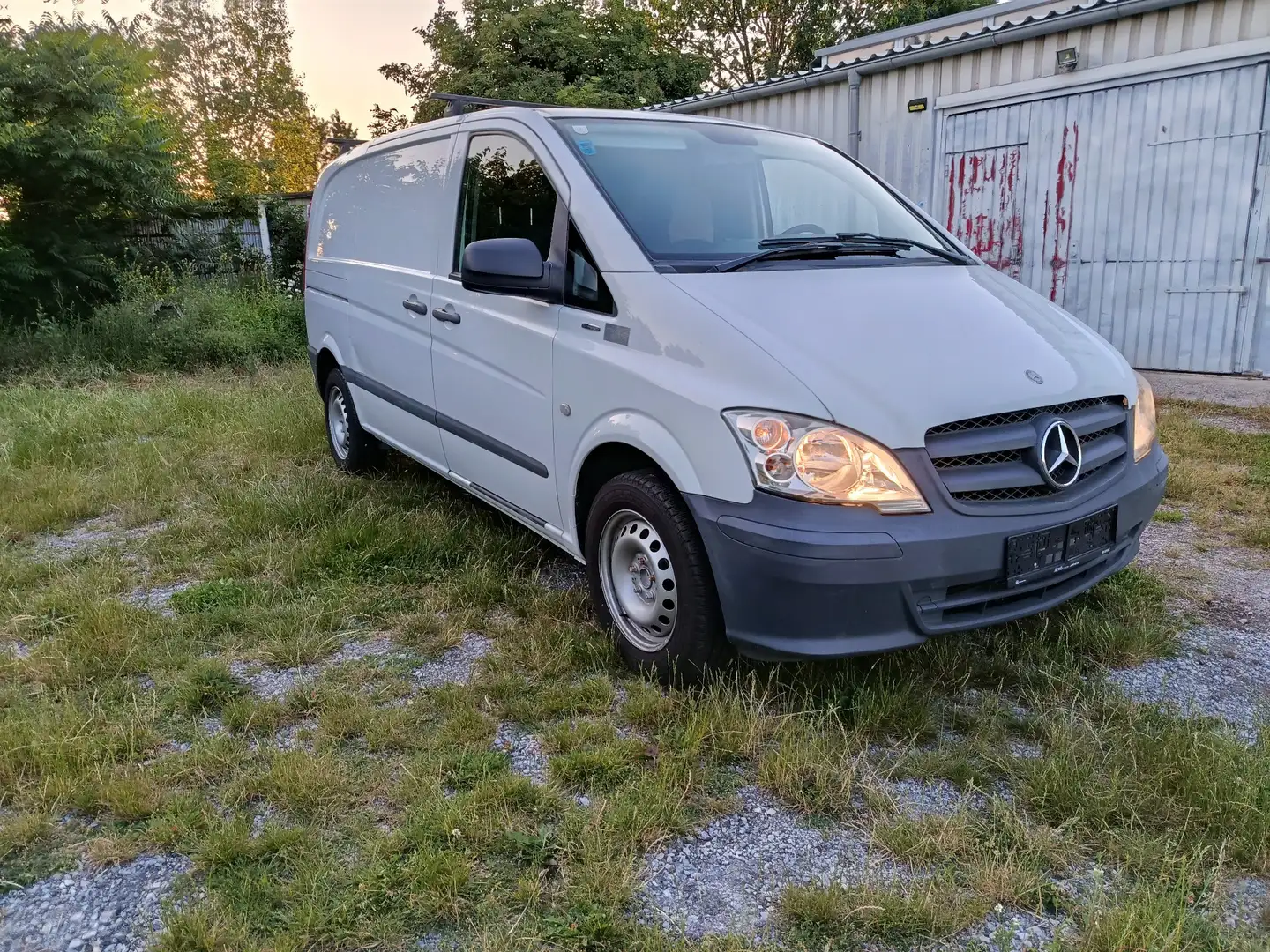Mercedes-Benz Vito 110 CDI, KLIMA,Pickerl 12/2025, 2xSchiebetür,AHK Weiß - 2