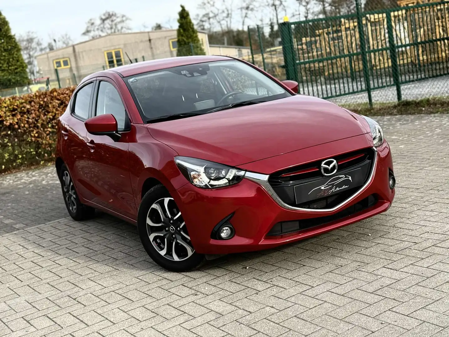Mazda 2 1.5i Skyactiv-G*CLIM AUTO*GPS*GARANTIE* Rouge - 1
