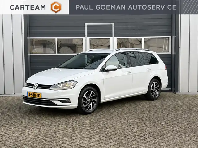 Volkswagen Golf Variant 1.0 TSI Highline | Parkeer sensoren | Stoel verwar