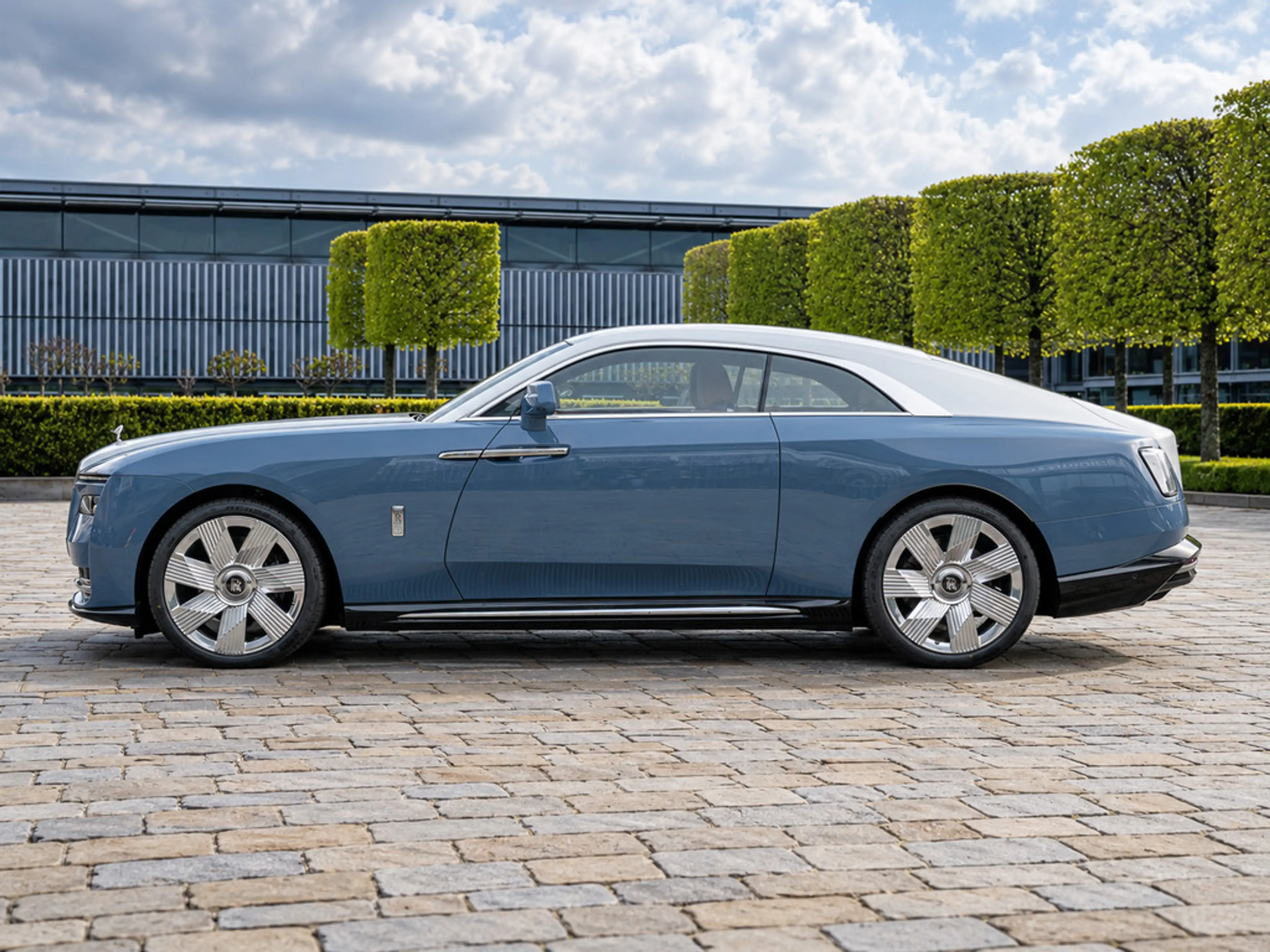 Rolls-Royce Spectre #Provenance — photo 3