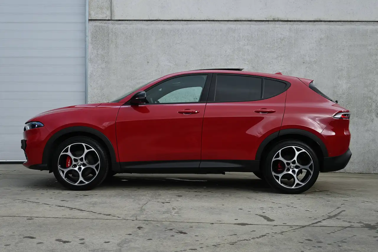 Alfa Romeo Tonale 2023 — фото 10