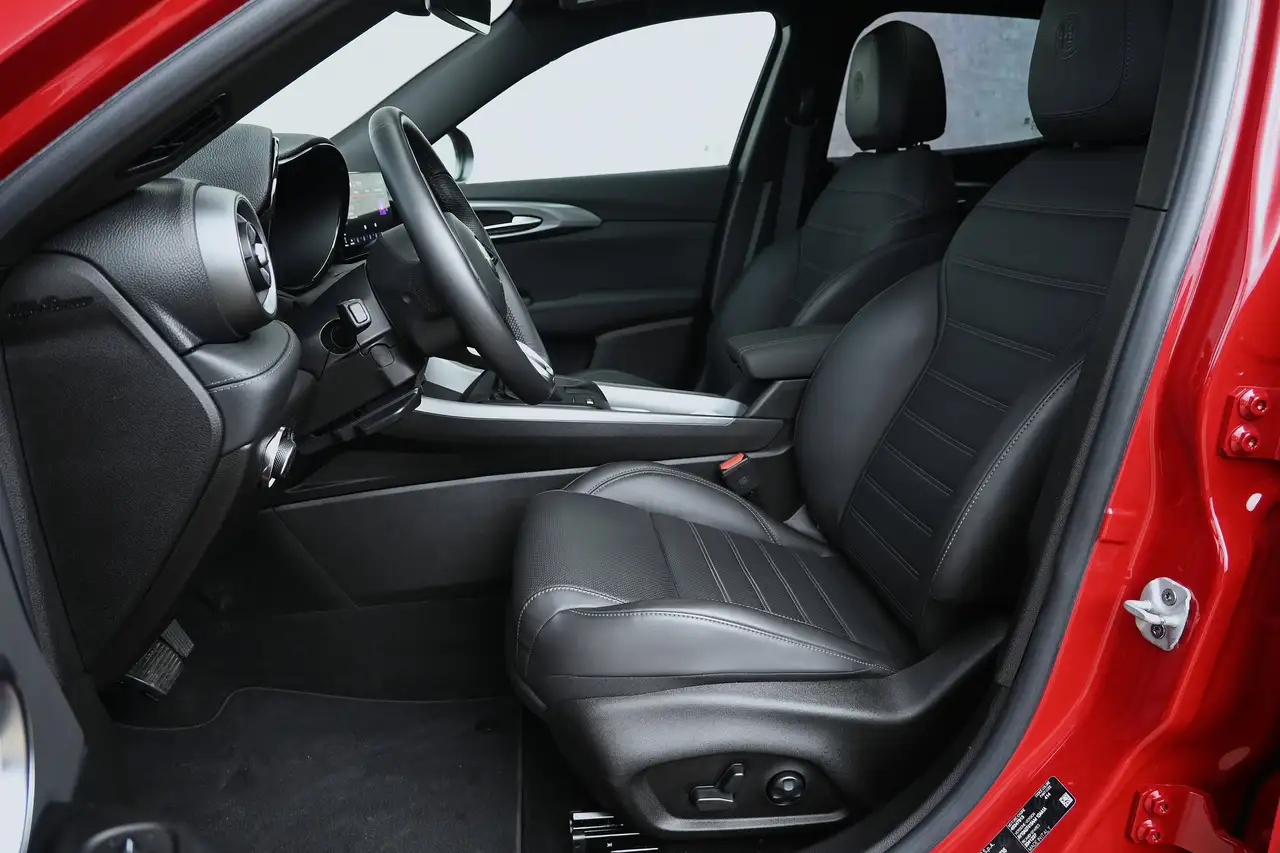 Alfa Romeo Tonale 2023 — фото 14