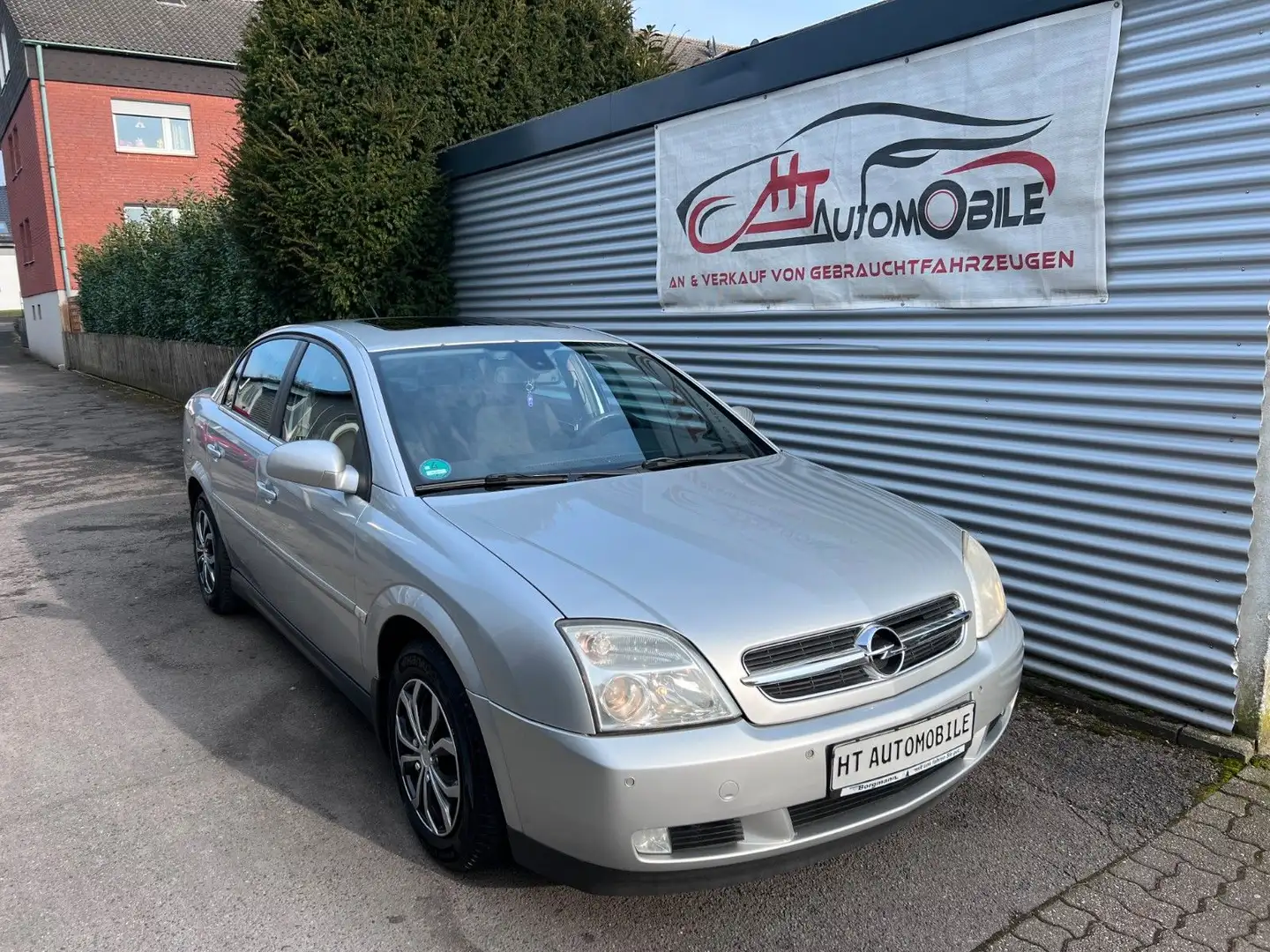 Opel Vectra -c 2.2 16V KLIMA/TEMPOMAT/EGSHD/PDC/1.HAND Silber - 1