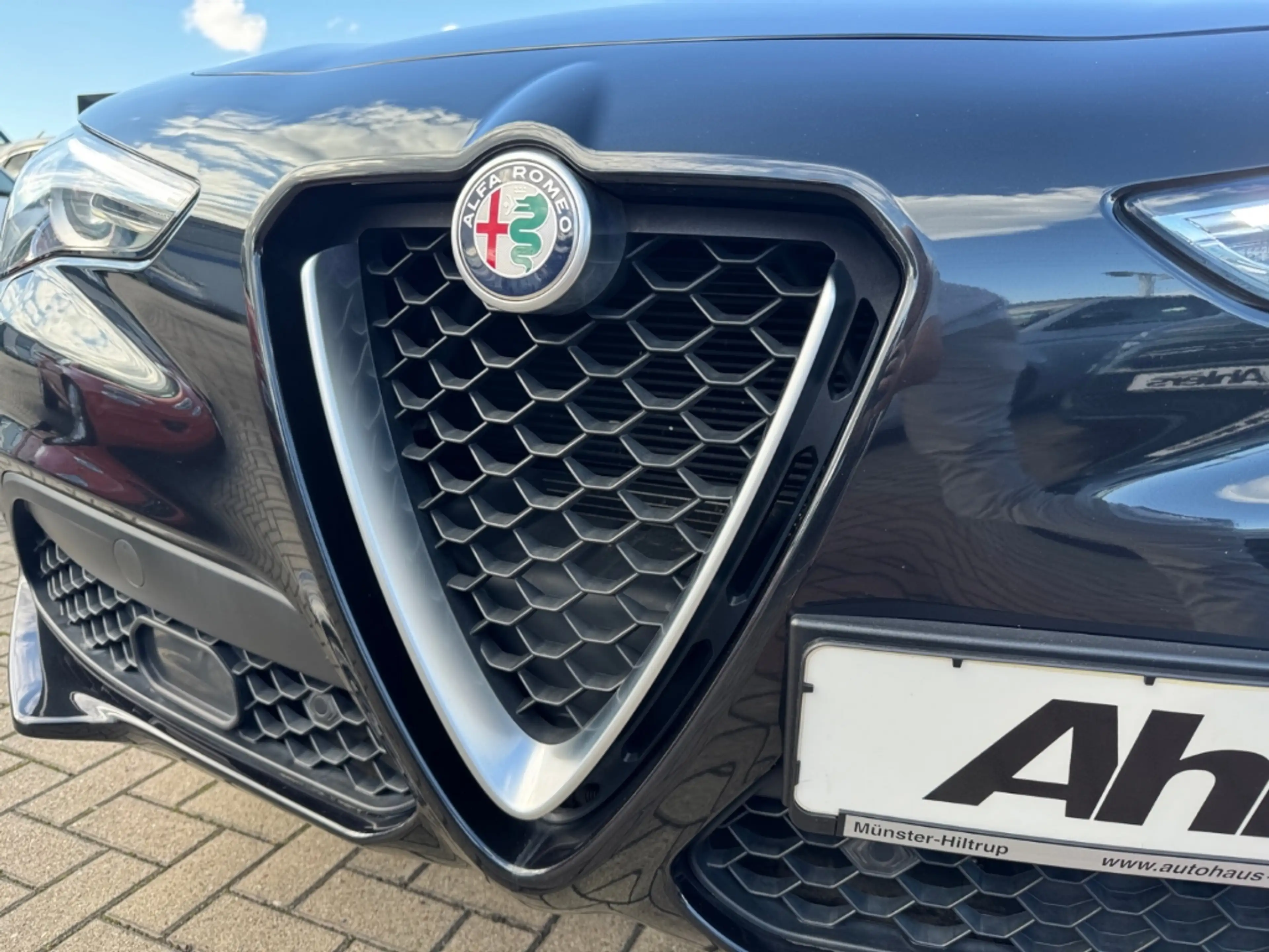 Alfa Romeo Stelvio Super+PANO+8FACH+LEDER+NAVI+XENON+ACC+KAMERA+ — photo 13