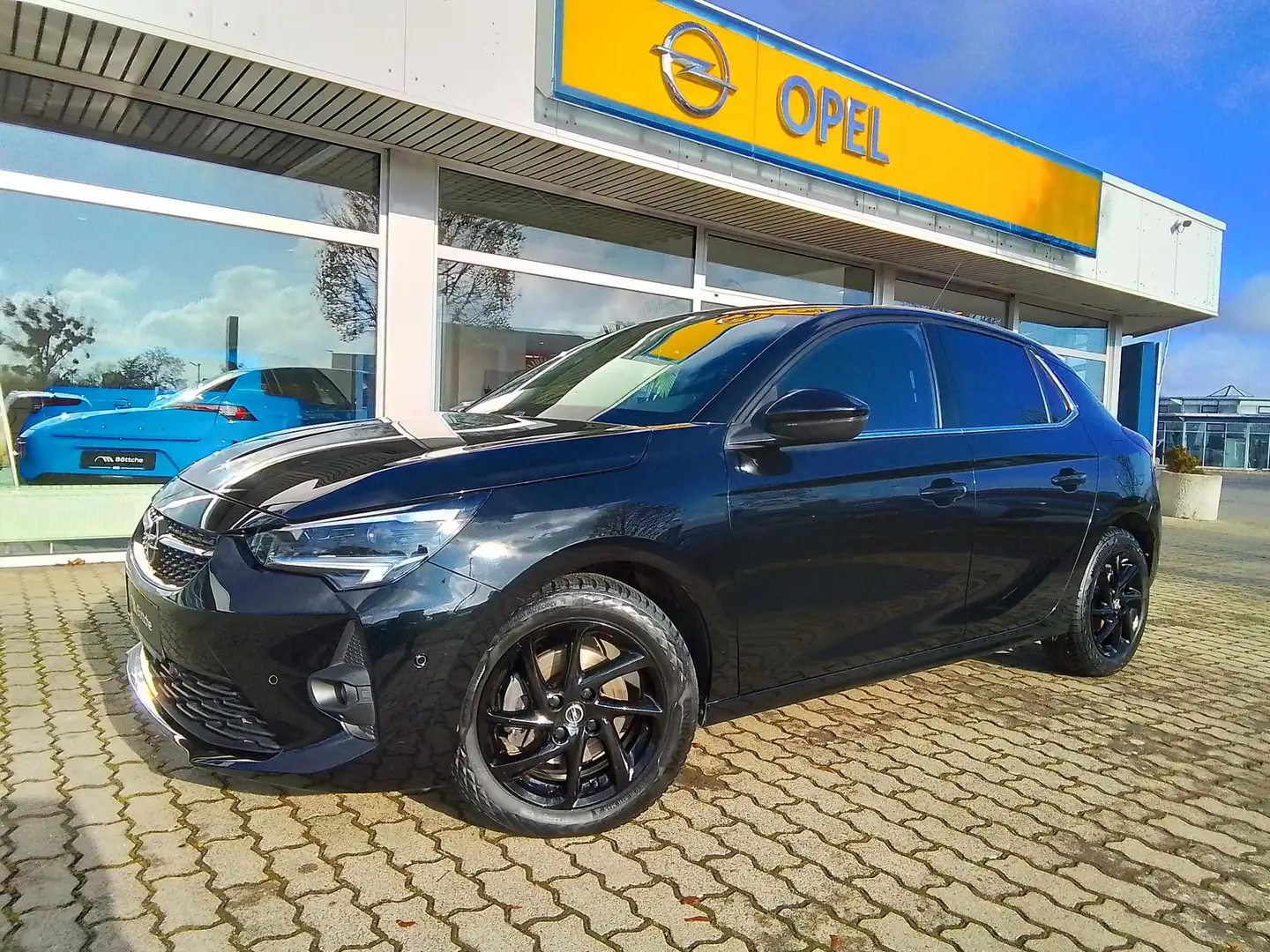 Opel Corsa F 1.2 Ultimate Noir - 2