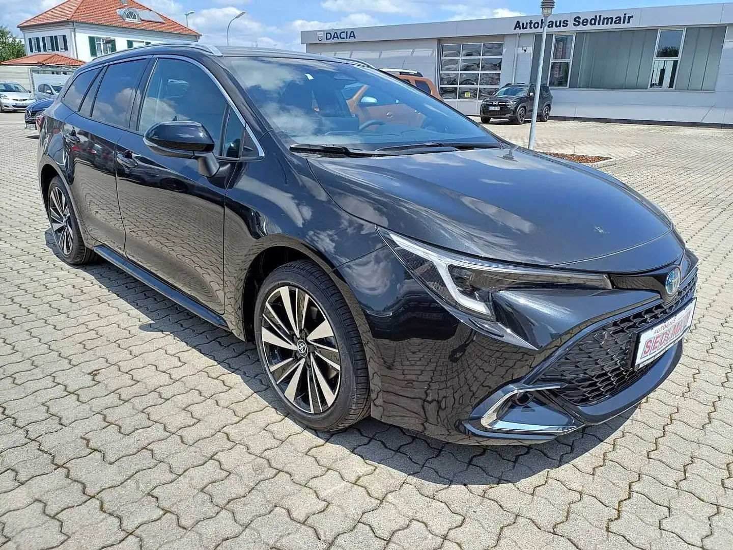 Toyota Corolla Touring Sports Hybrid Style SHZ/LHZ/KAMERA/PDC Schwarz - 1