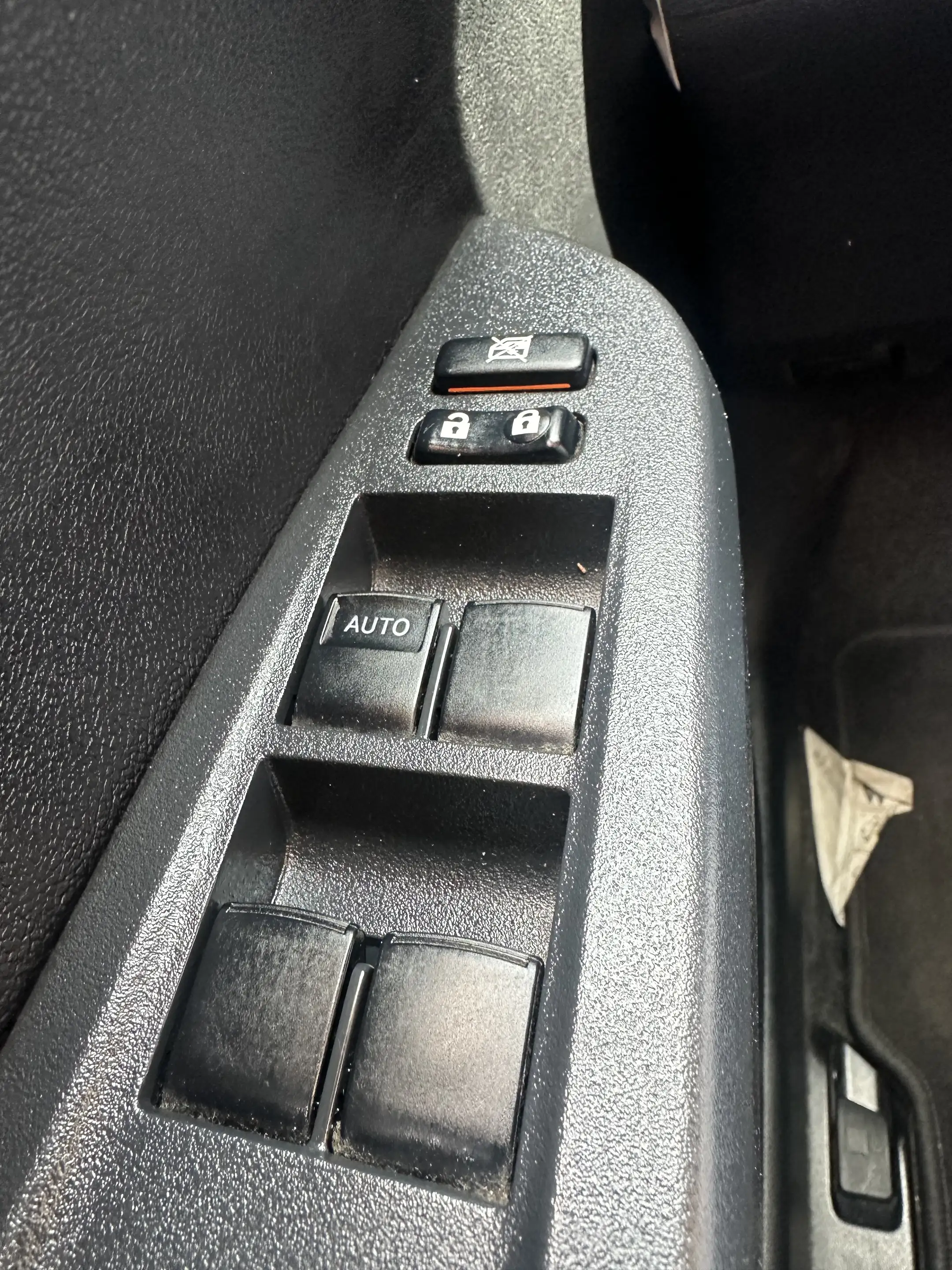 Toyota Verso-S // PARFAIT ÉTAT // FULL OPTION // — photo 11