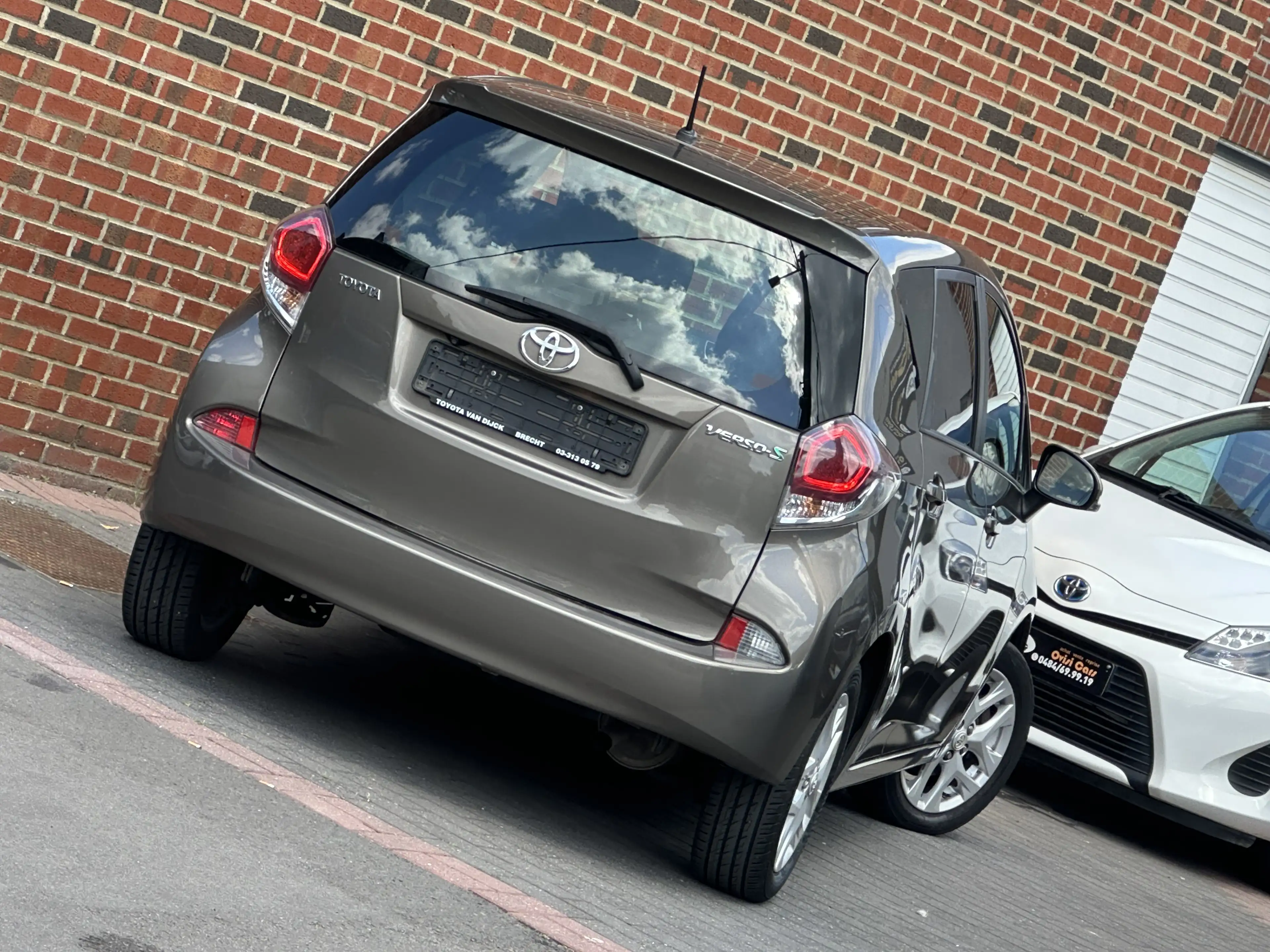 Toyota Verso-S // PARFAIT ÉTAT // FULL OPTION // — photo 3