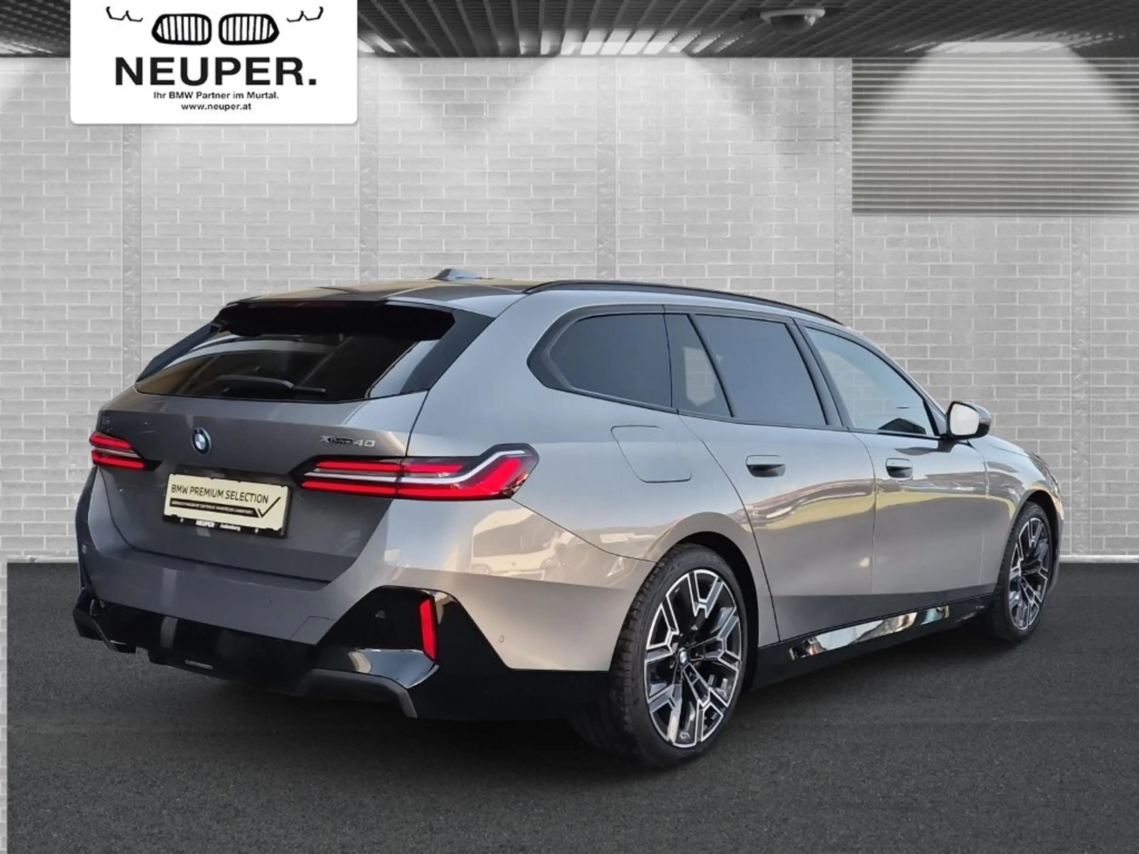 BMW i5 xDrive40 — photo 3