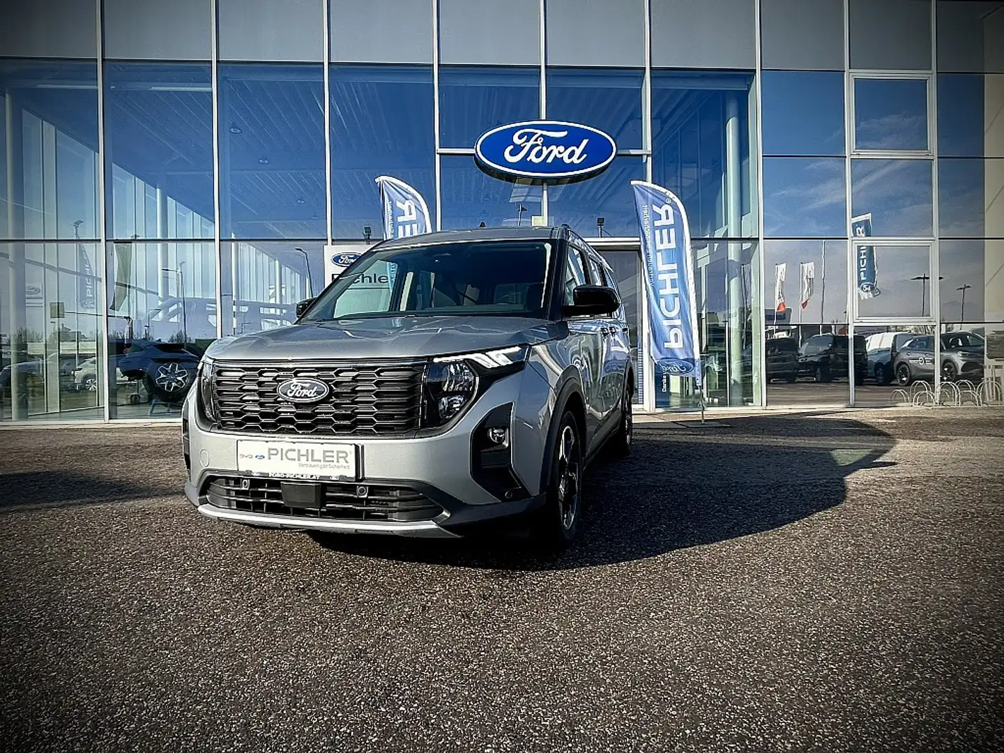 Ford Tourneo Courier Active 1,0 EcoB. 125PS LEASING AKTION Silber - 2