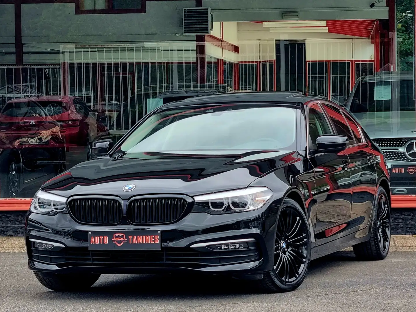 BMW 520 520i / Boite Auto / Toit ouvrant / Led / Full Opt. Noir - 1