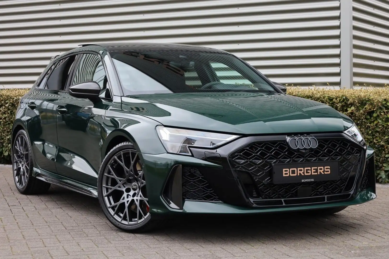 Audi RS3 Sportback Goodwoodgreen l Carbon l Pano l Massage Groen - 1