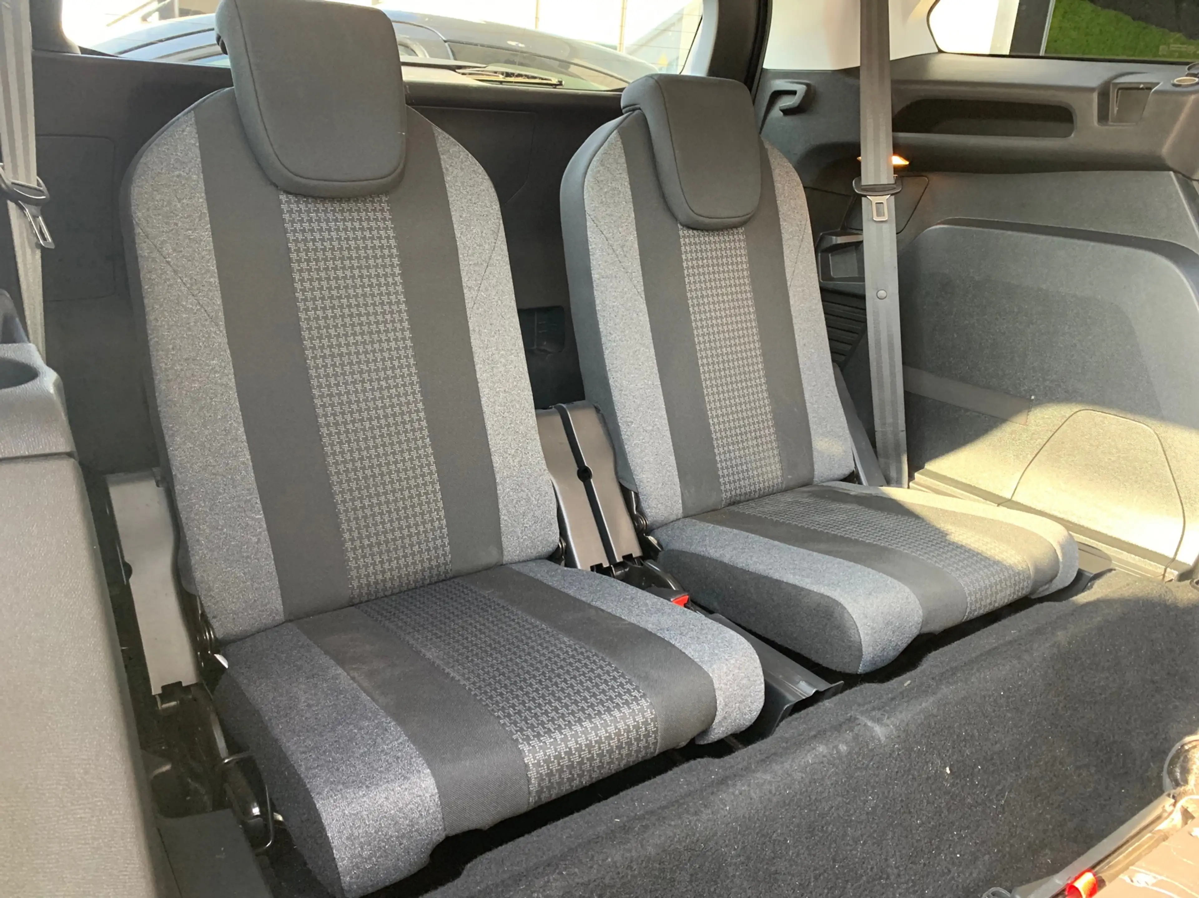 Peugeot 5008 1.2 PureTech Allure|AUT|7 zit|Cruise|Trekhaak — photo 34