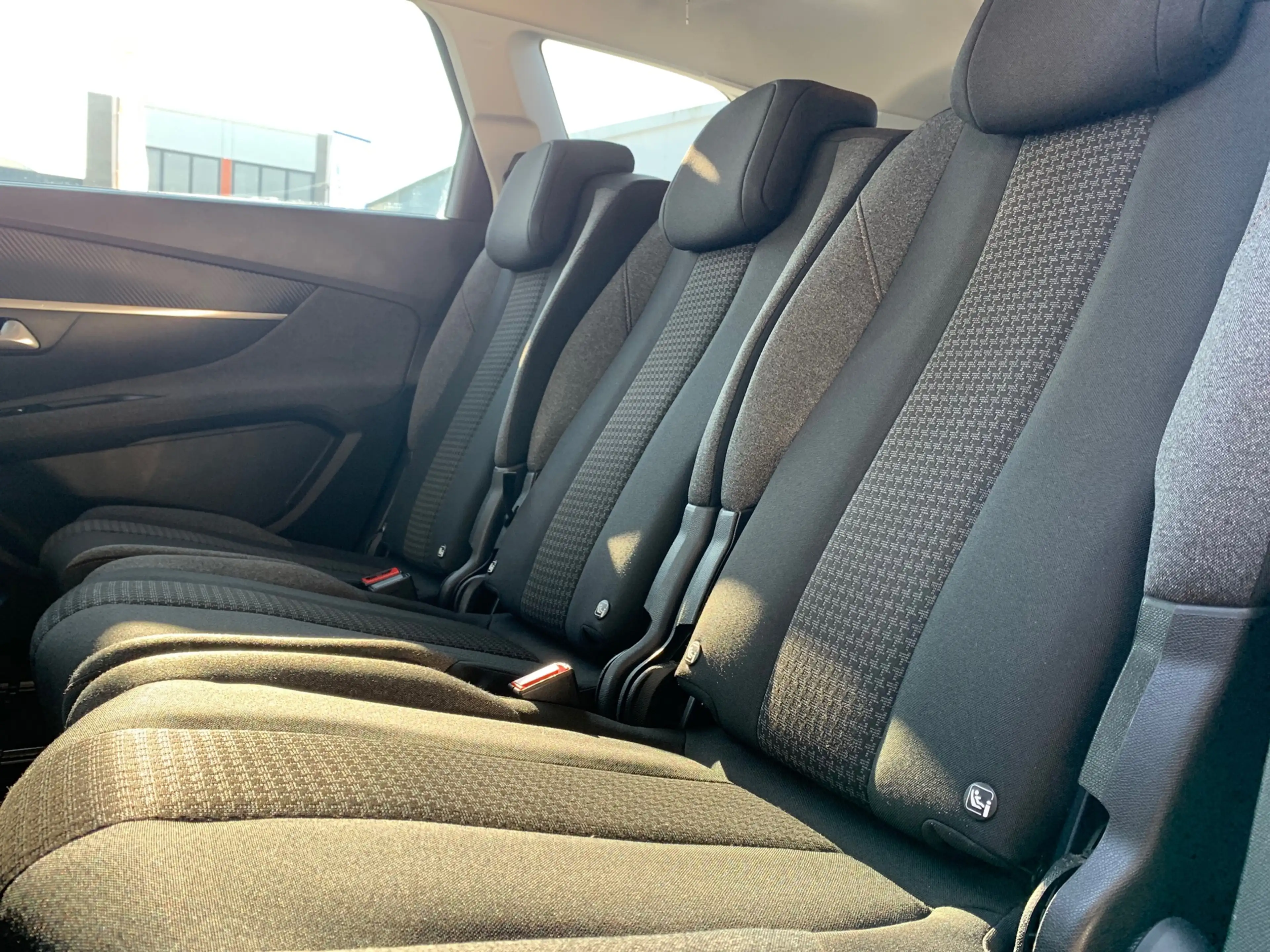 Peugeot 5008 1.2 PureTech Allure|AUT|7 zit|Cruise|Trekhaak — photo 33