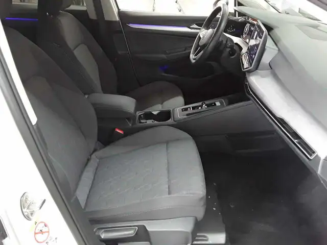 Volkswagen Golf view 8
