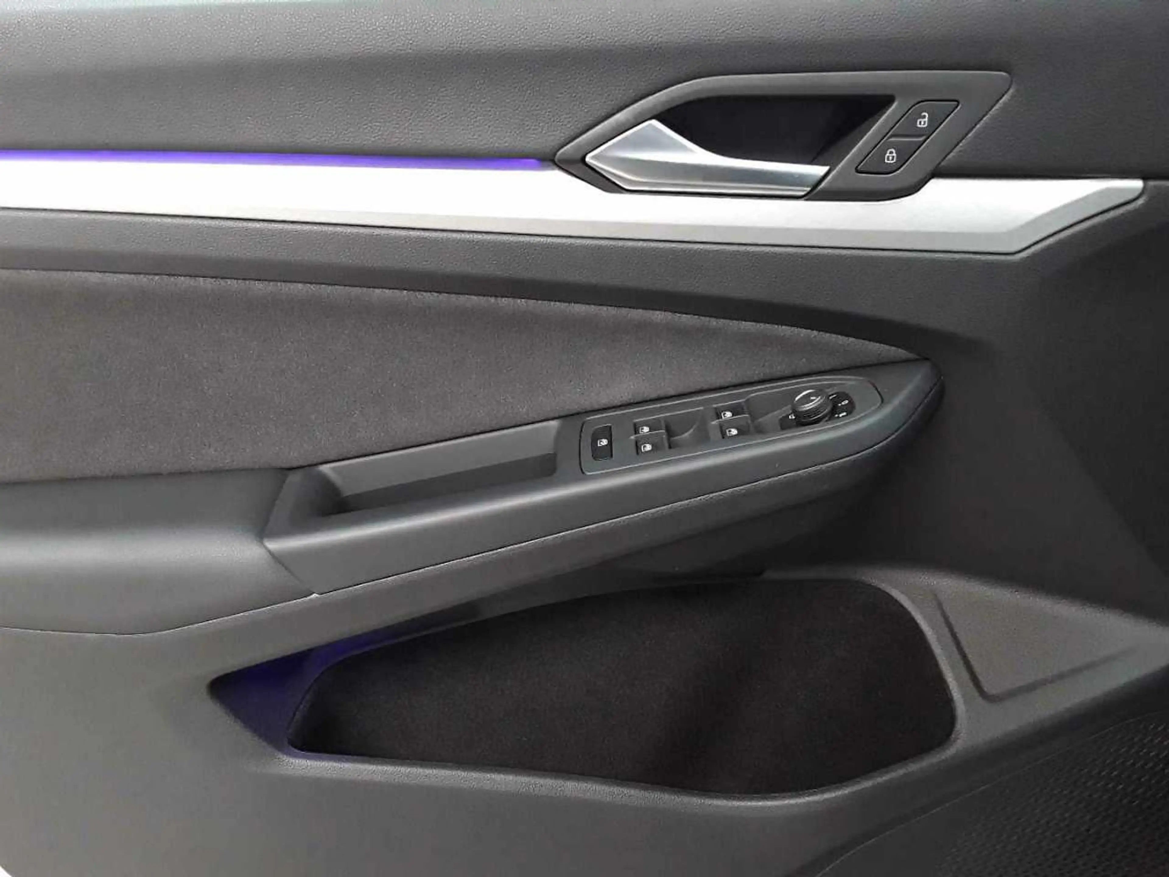 Volkswagen Golf Golf 1.5 eTSI DSG Life ACC APP SHZ — photo 16