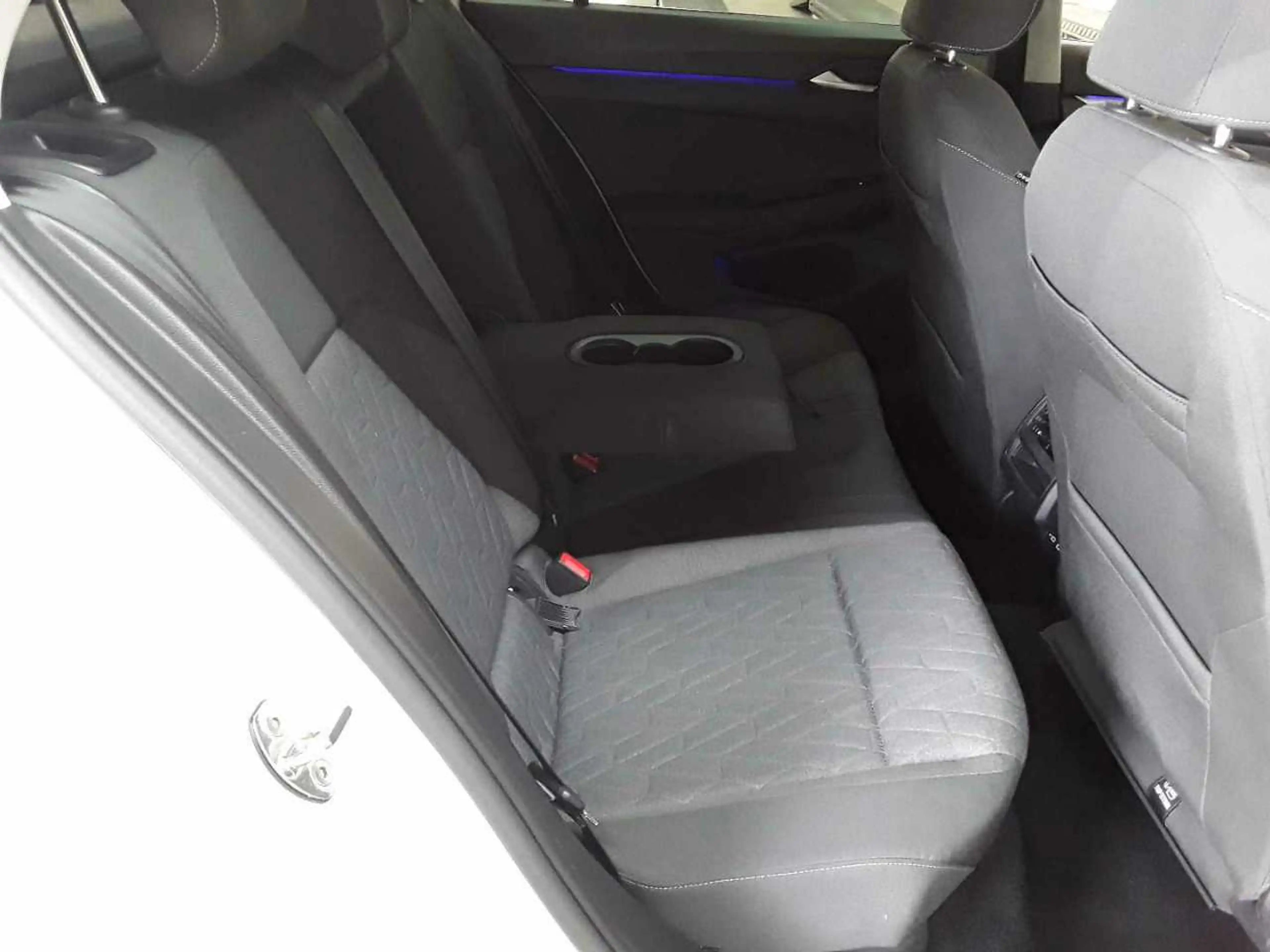 Volkswagen Golf Golf 1.5 eTSI DSG Life ACC APP SHZ — photo 14