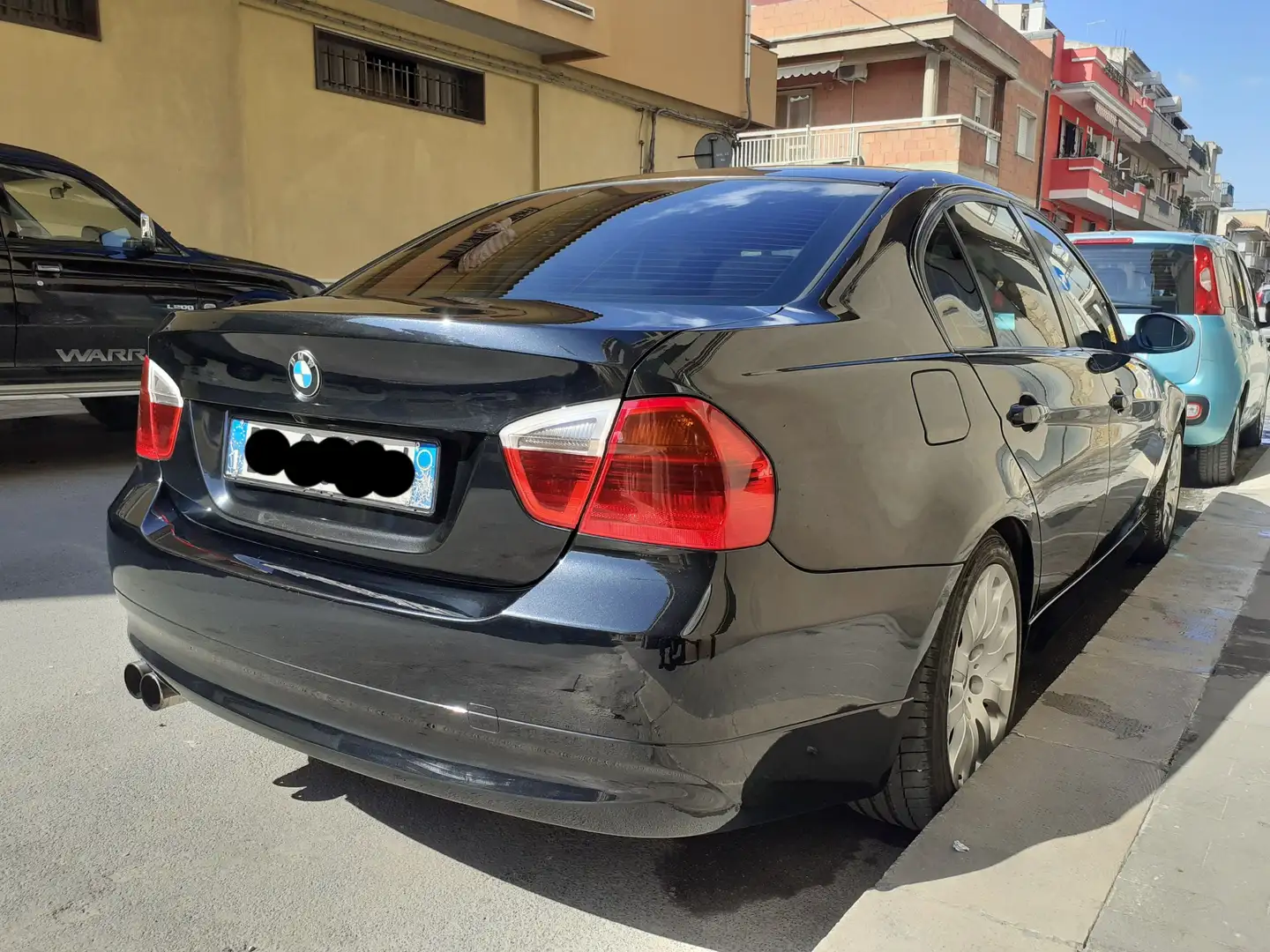 BMW 320 320d Futura - 2