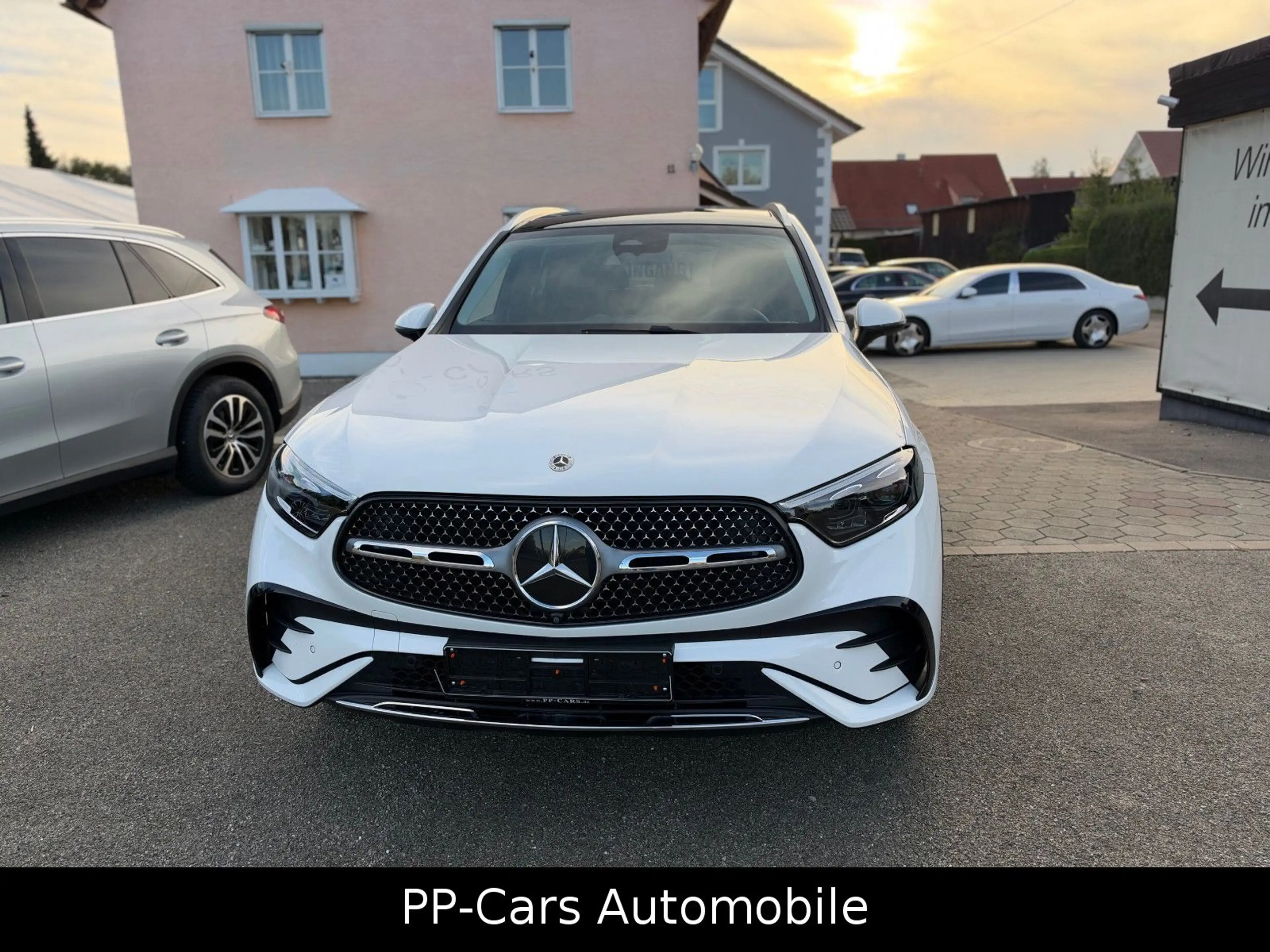 Mercedes-Benz GLC 300 d 4M AMG PREMIUM+*STHZG*HaL*AIRM*AHK*M26 — photo 7