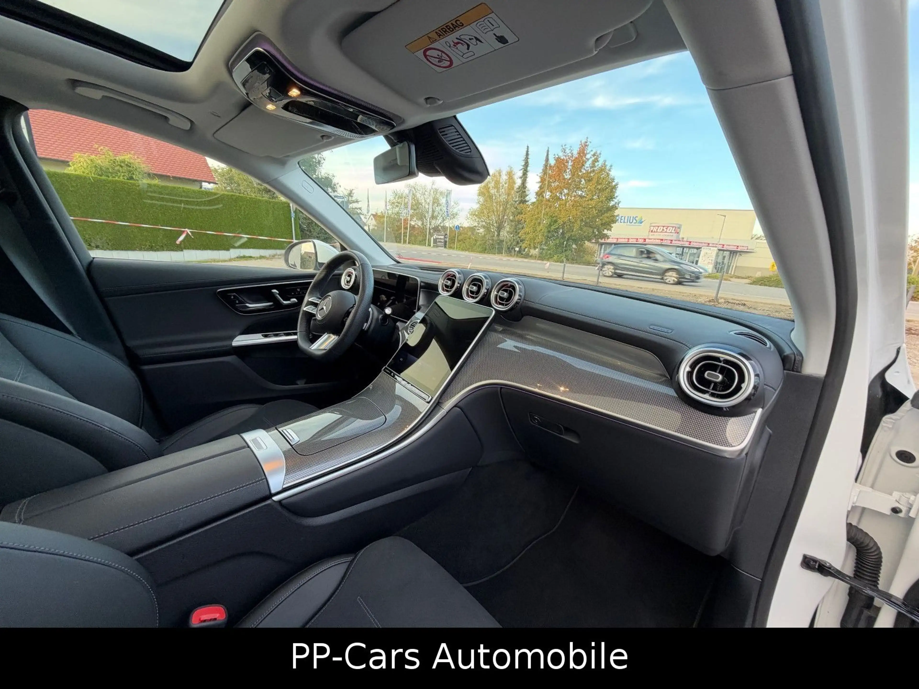 Mercedes-Benz GLC 300 d 4M AMG PREMIUM+*STHZG*HaL*AIRM*AHK*M26 — photo 4