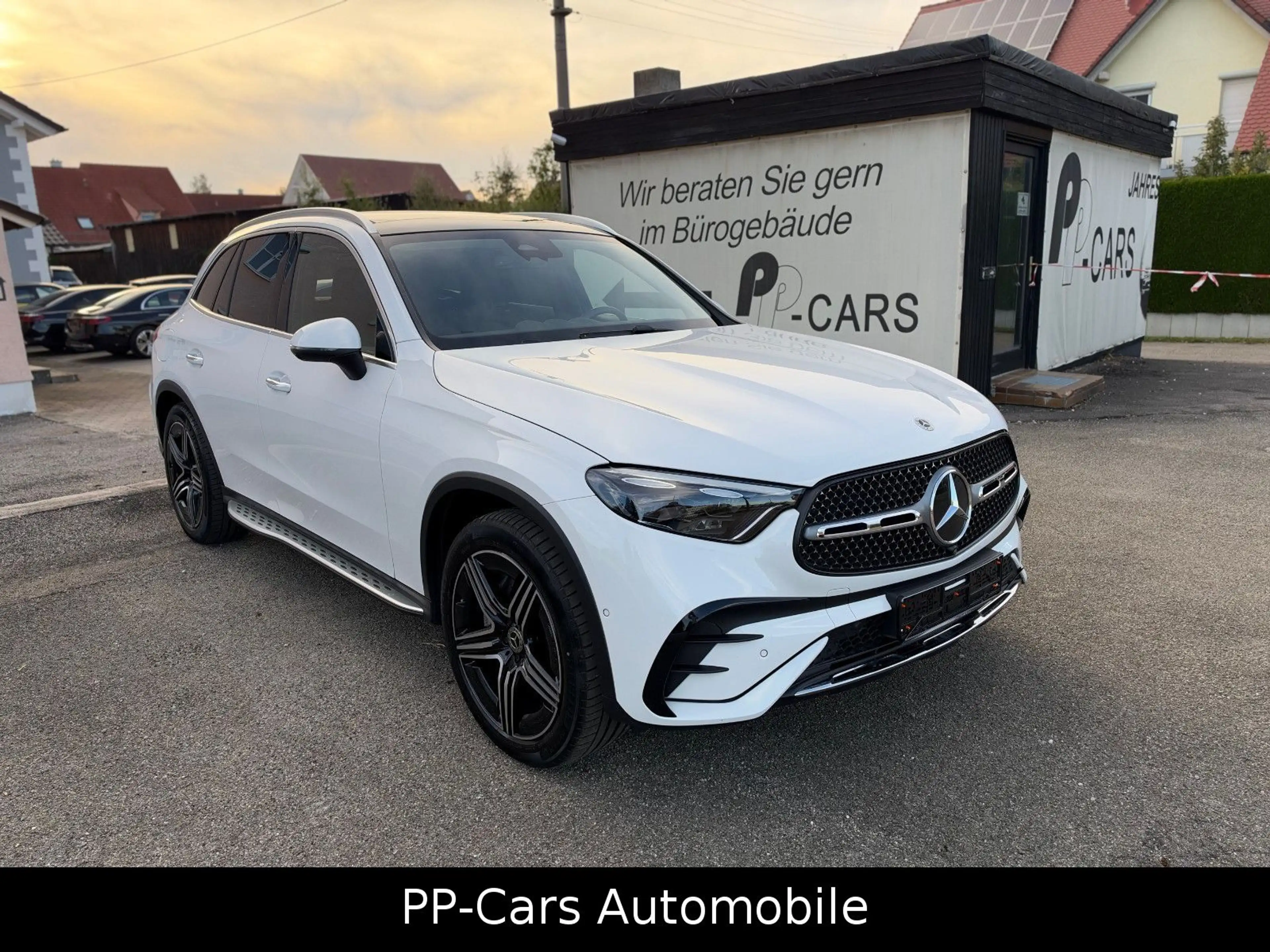 Mercedes-Benz GLC 300 d 4M AMG PREMIUM+*STHZG*HaL*AIRM*AHK*M26 — photo 9