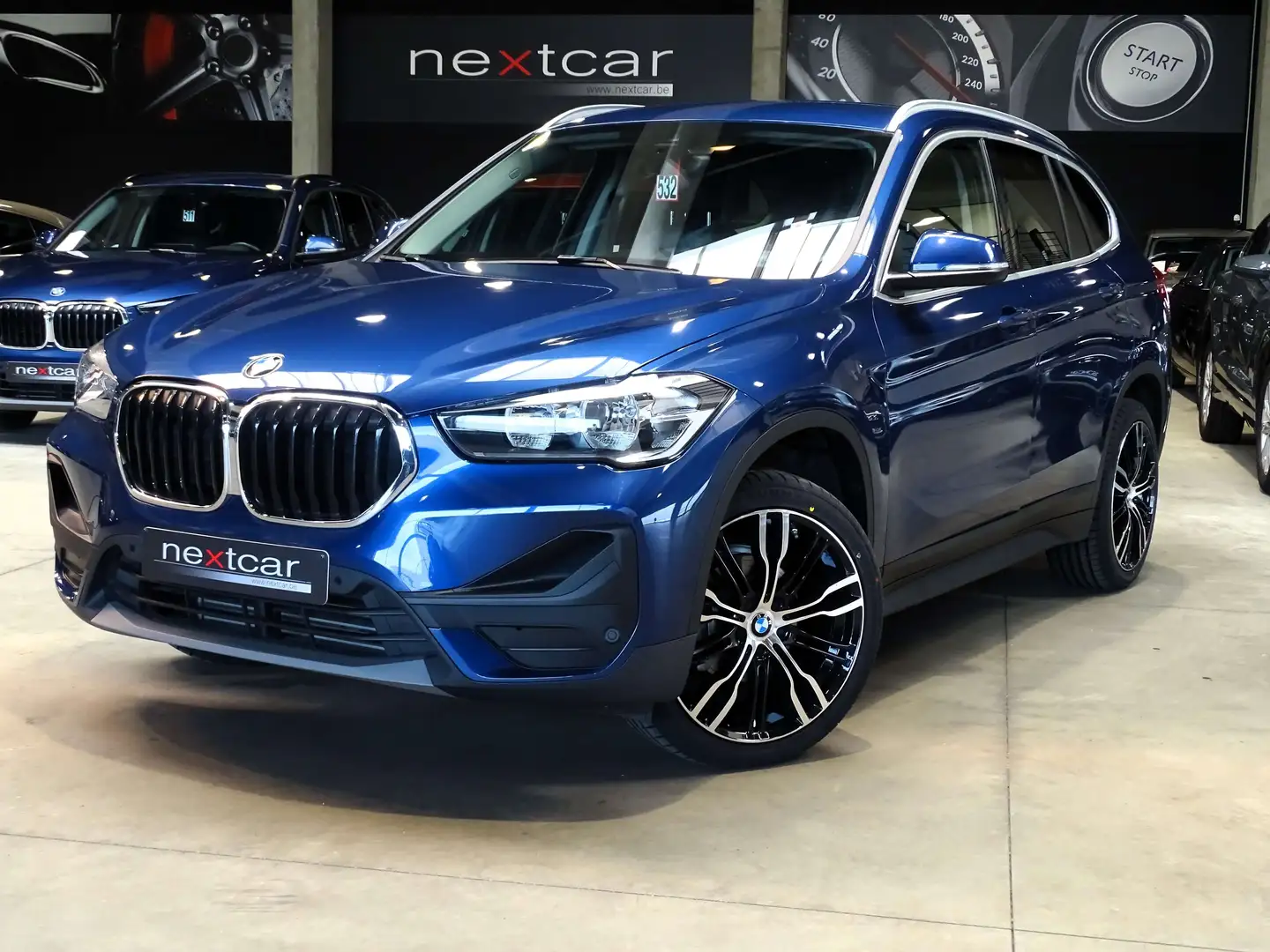 BMW X1 16d SDrive *NAVI PRO-CRUISE-CUIR-PARKING AV\u0026A Bleu - 1