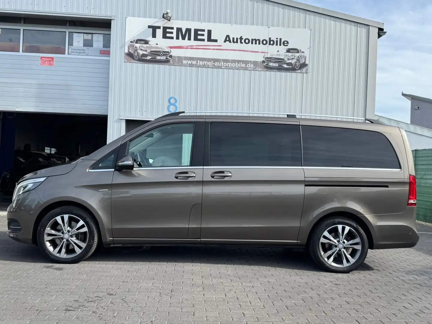 Mercedes-Benz V 250 d 4-Matic*L*Avantgarde*360°*7-SITZER LEDE Grau - 2