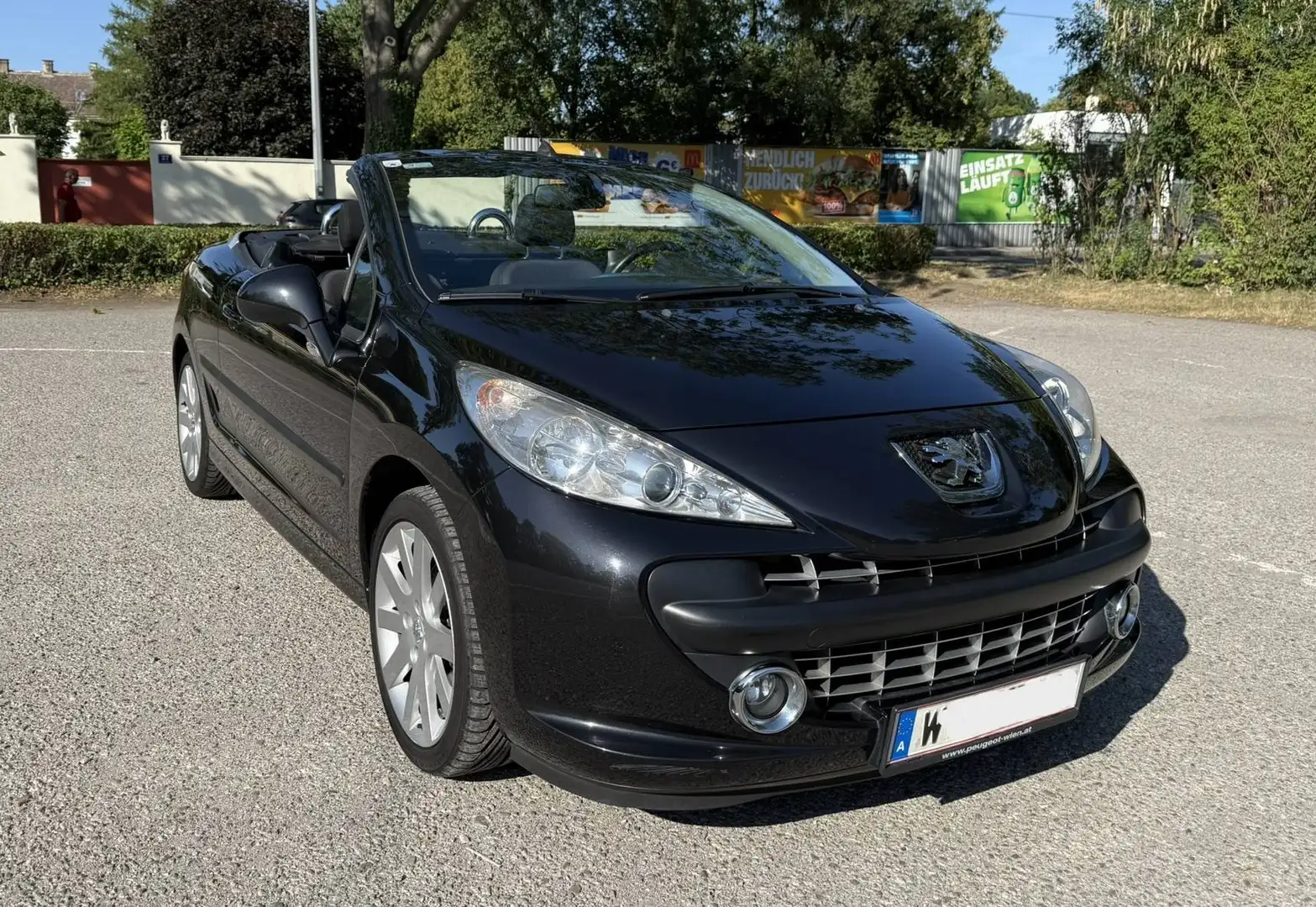 Peugeot 207 207 CC Active 1,6 16V Active Schwarz - 1