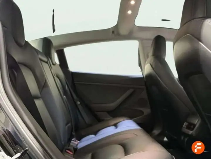 Tesla Model 3 2024, foto 15