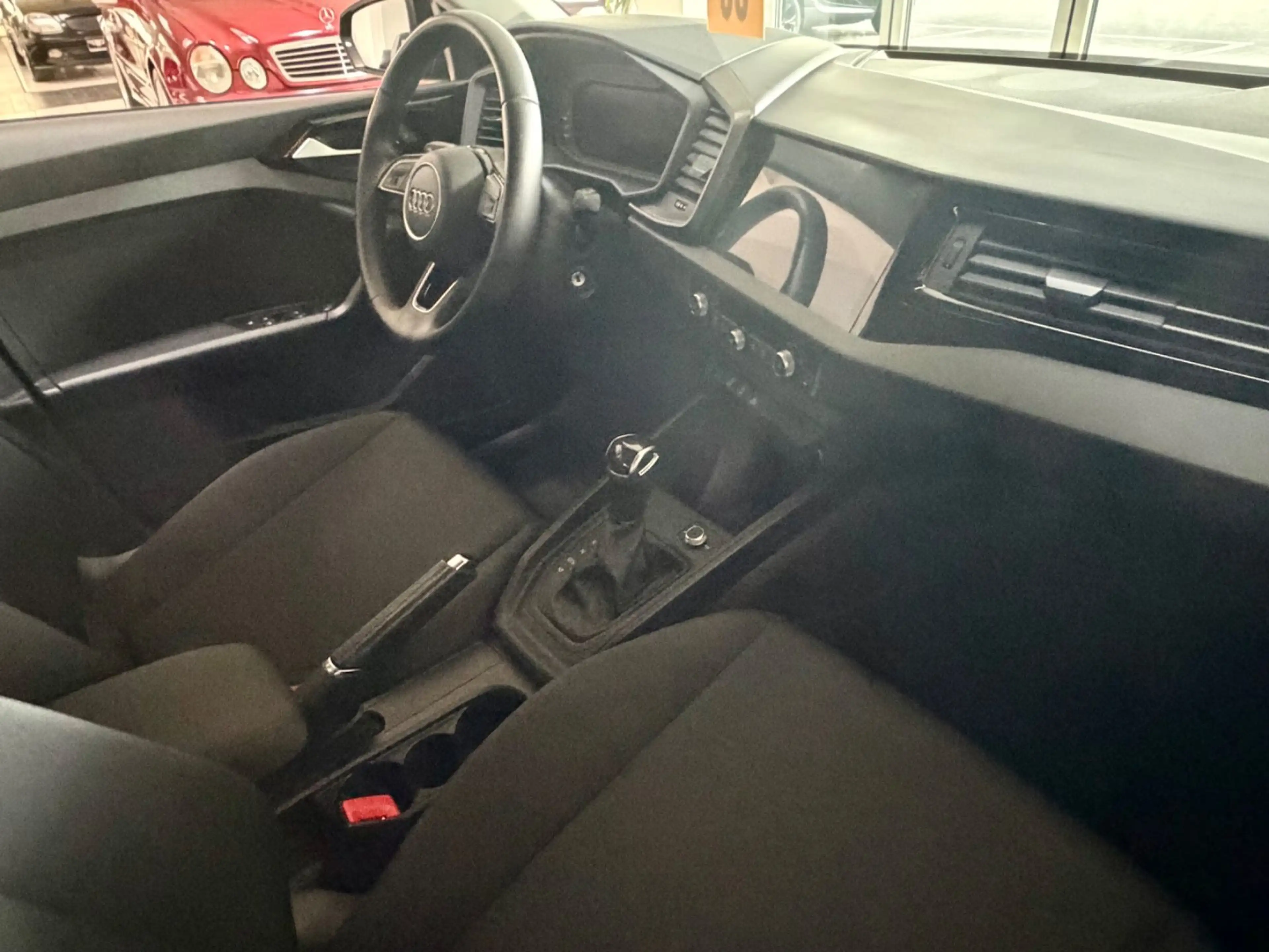 Audi A1 Sportback 30 TFSI /Automatik/Klima/1.Hand — photo 9
