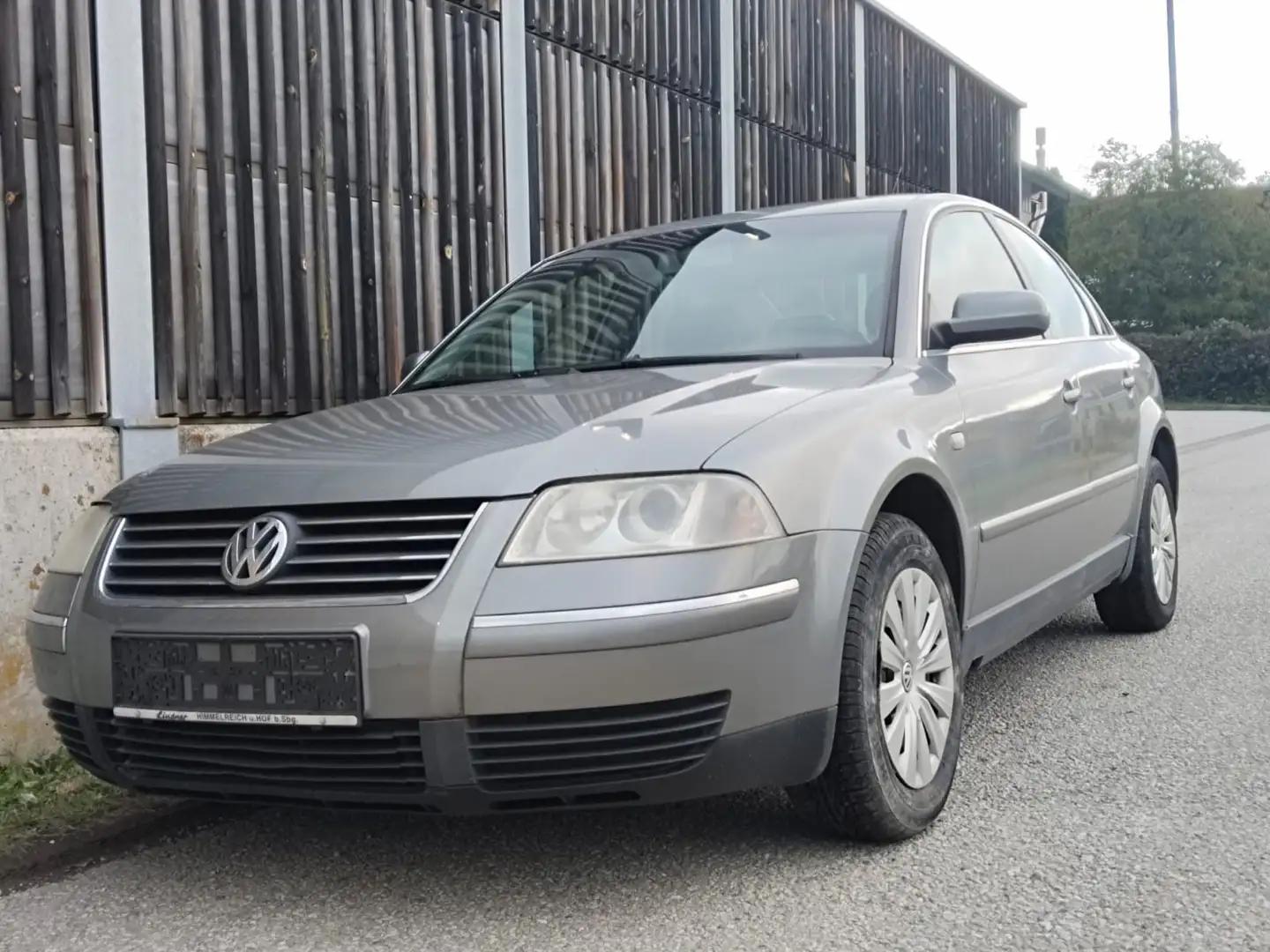 Volkswagen Passat Highline 4Motion *SCHIEBEDACH* Grau - 2