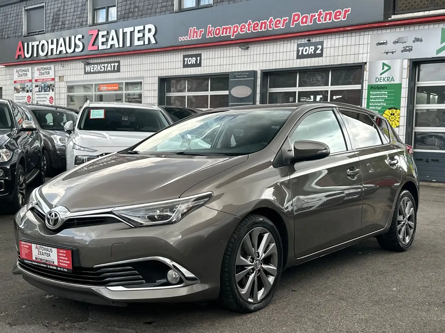 Toyota Auris Executive *TÜV*INS* Gri - 1