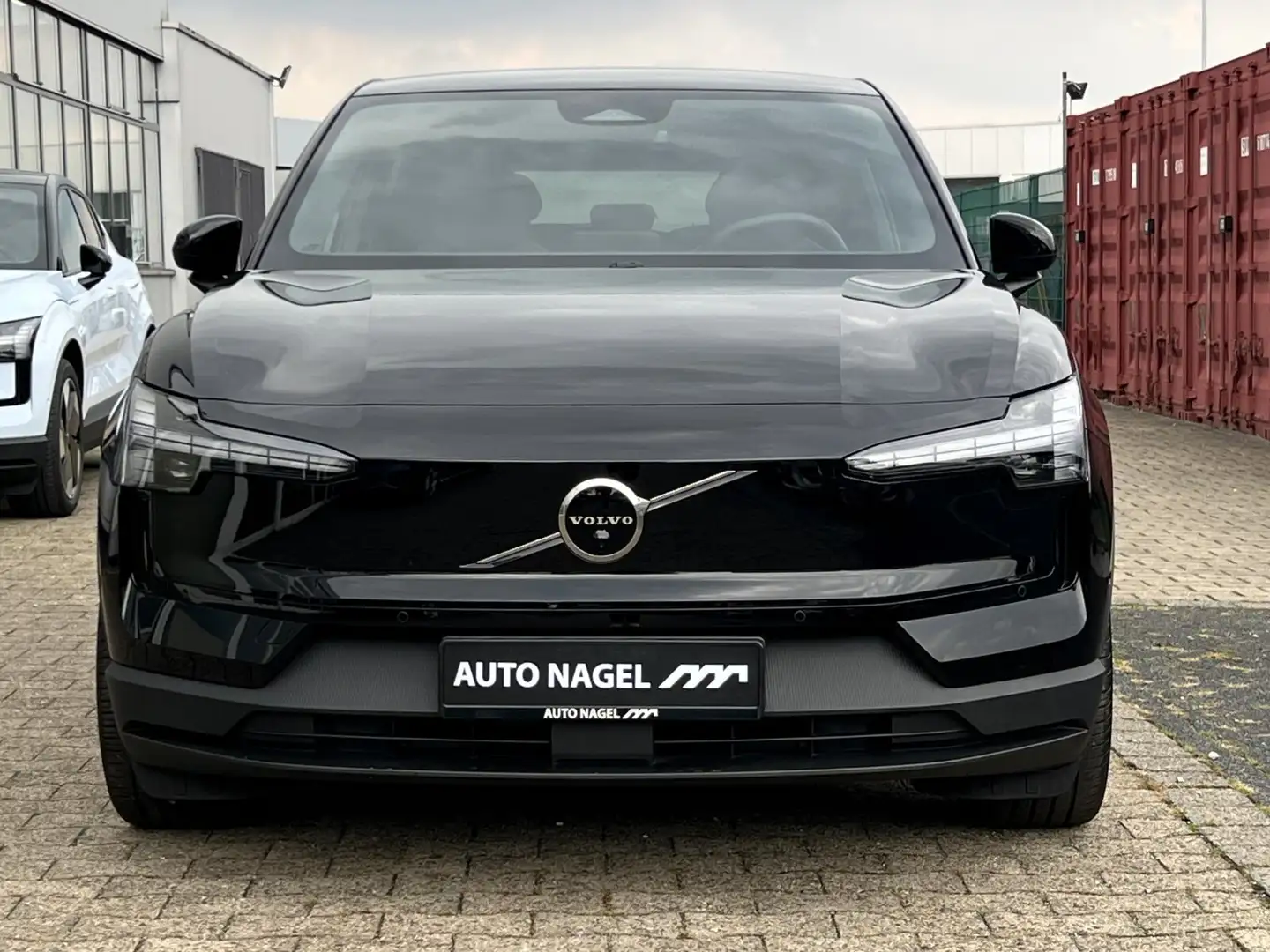 Volvo EX30 EX30 Twin Performance AWD Ultra Pano.-Dach/Klima Schwarz - 2
