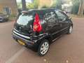Peugeot 107 Airco / Bouwjaar 2011 / 5 deurs / Leuke auto Zwart - thumbnail 3