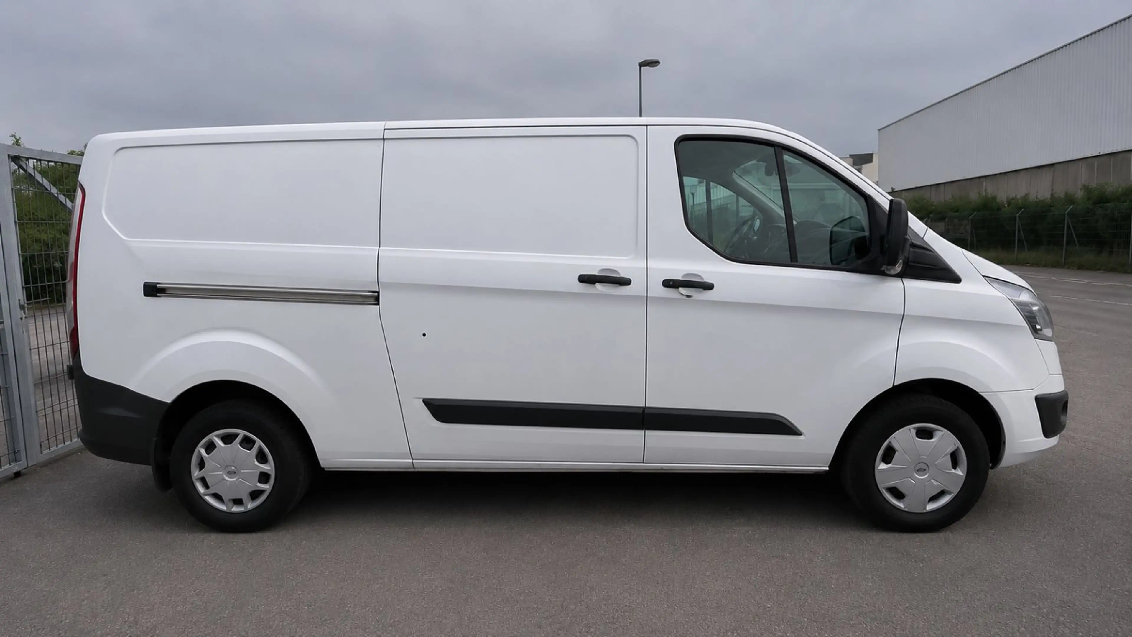 Ford Transit Custom Kasten 310 L2 Trend — photo 4
