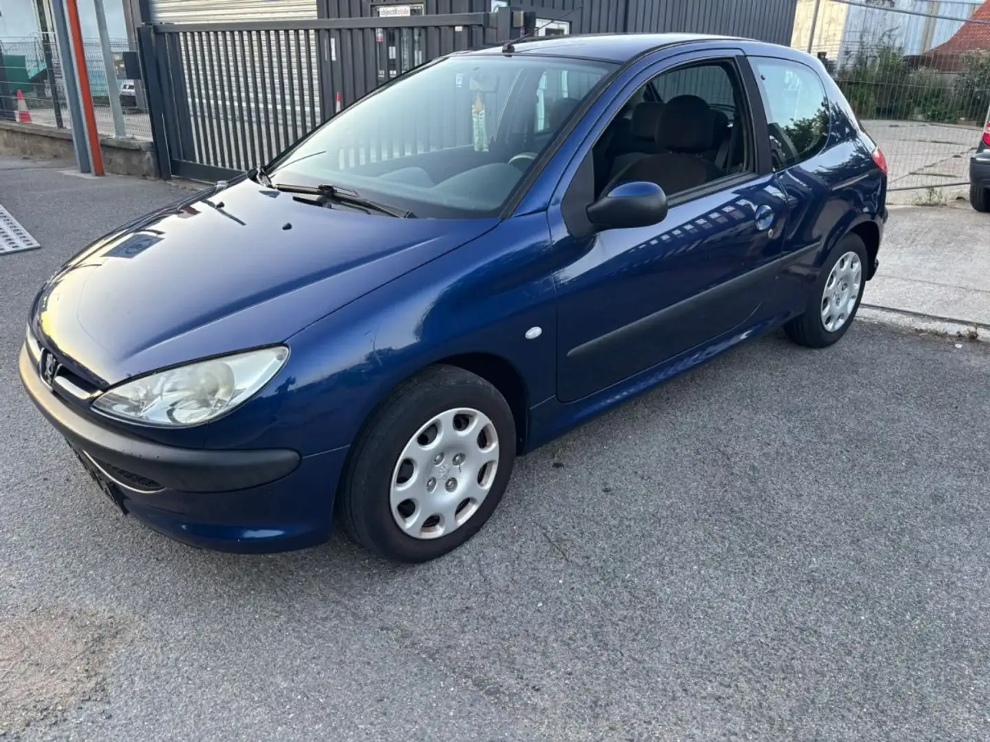 Peugeot 206 1.4 XT 75 BVA 3P Blau - 2