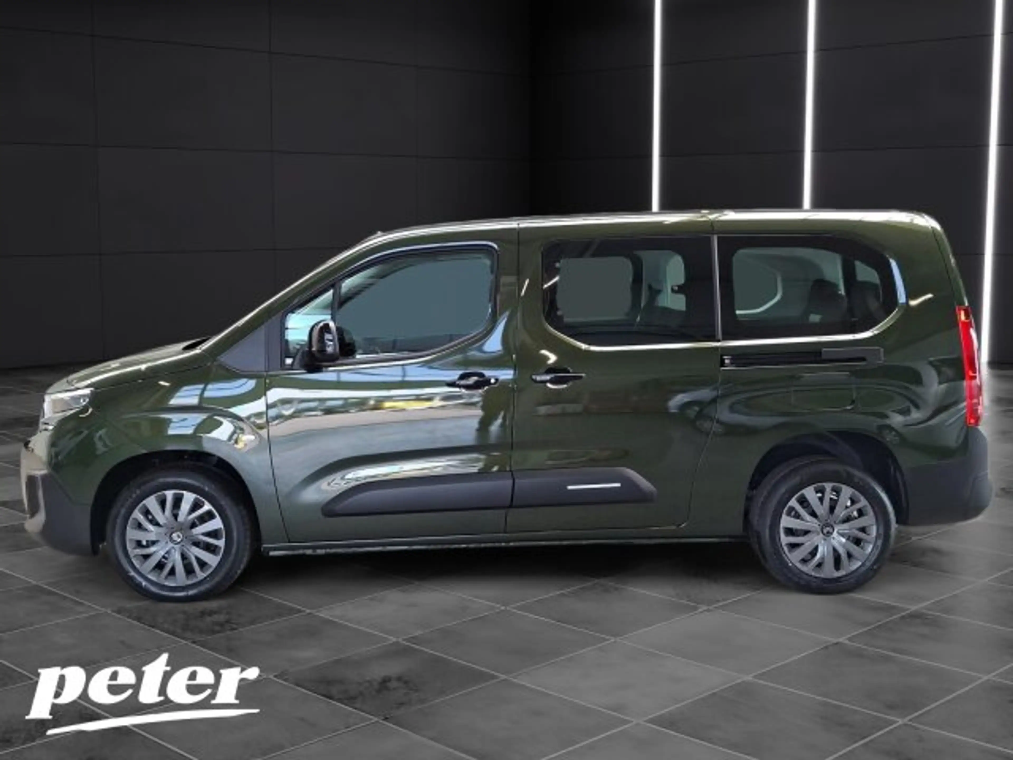 Citroen Berlingo Berlingo XL PLUS 1.5 D 130 // Rent 6 Mon. // +RFK+FSH+LHZ+SHZ+ — photo 2