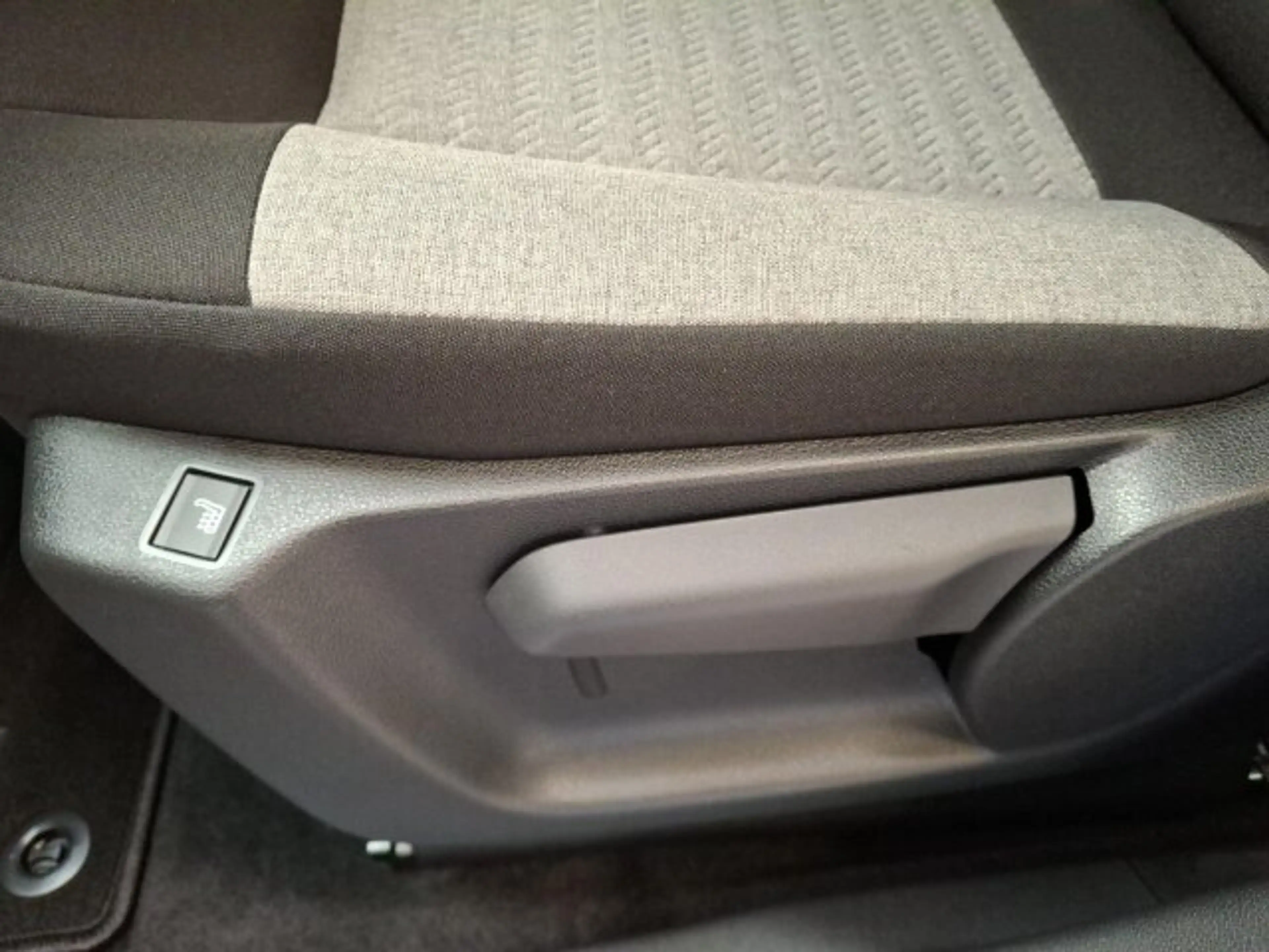 Citroen Berlingo Berlingo XL PLUS 1.5 D 130 // Rent 6 Mon. // +RFK+FSH+LHZ+SHZ+ — photo 18