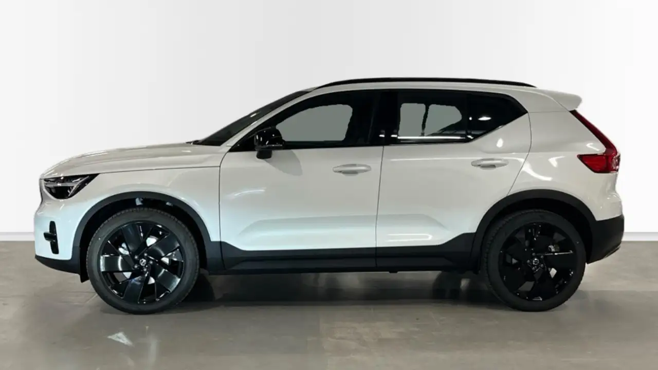 Volvo XC40 2026