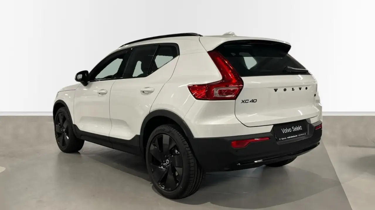 Volvo XC40 2026