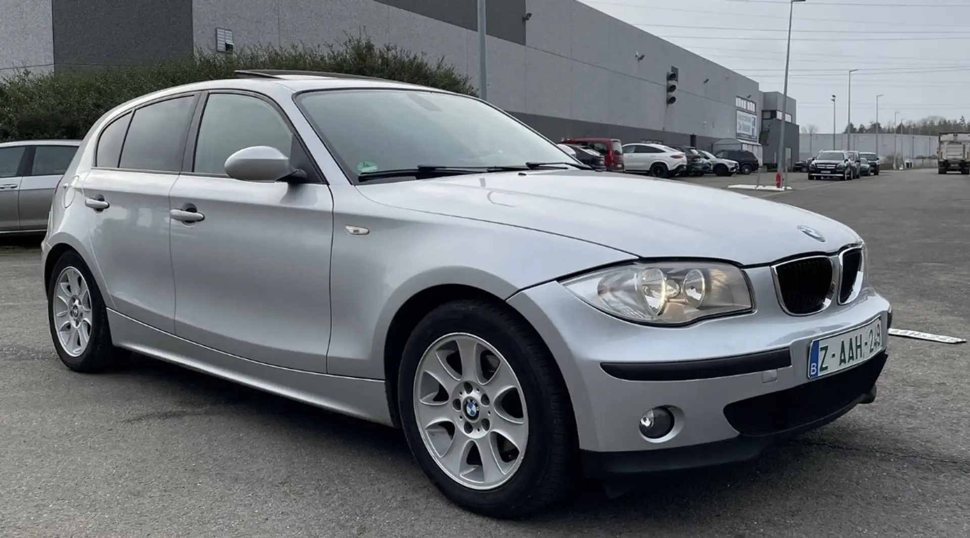 BMW 116 116i Grijs - 2